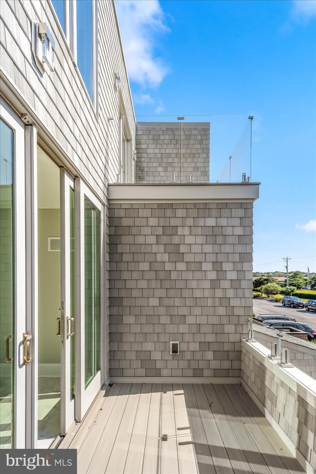 NORTH SHORES - Residential