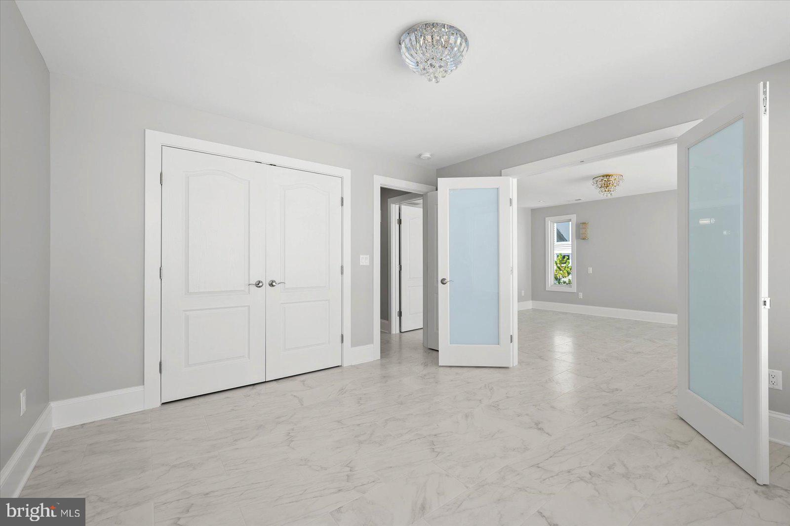 NORTH SHORES - Residential