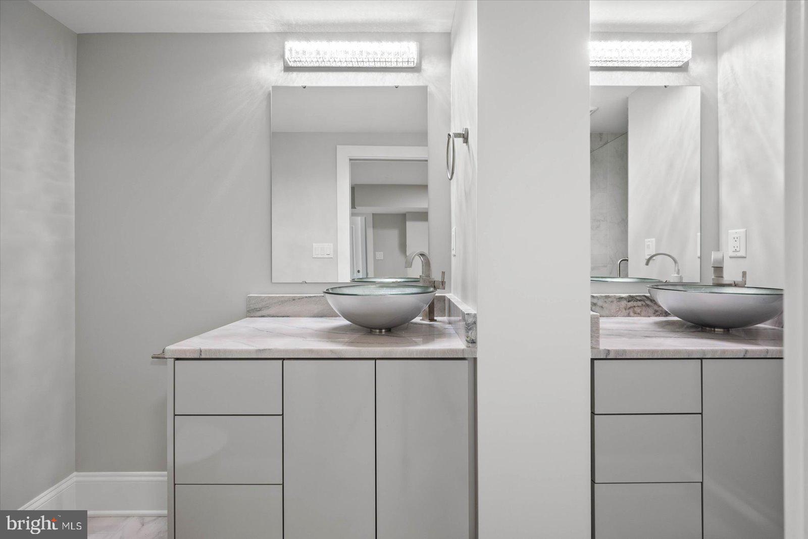 NORTH SHORES - Residential