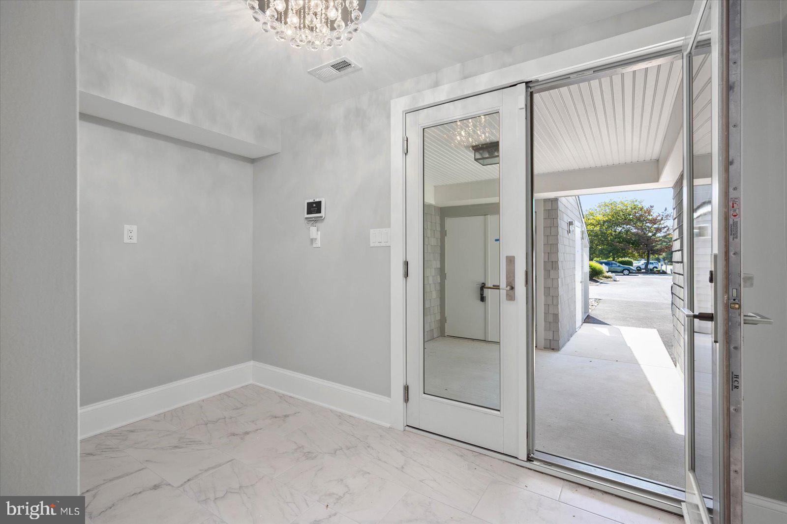 NORTH SHORES - Residential