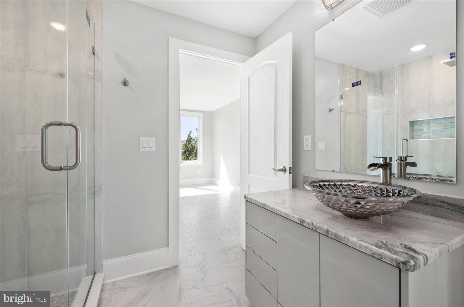 NORTH SHORES - Residential