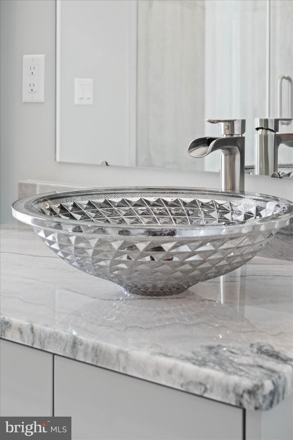 NORTH SHORES - Residential