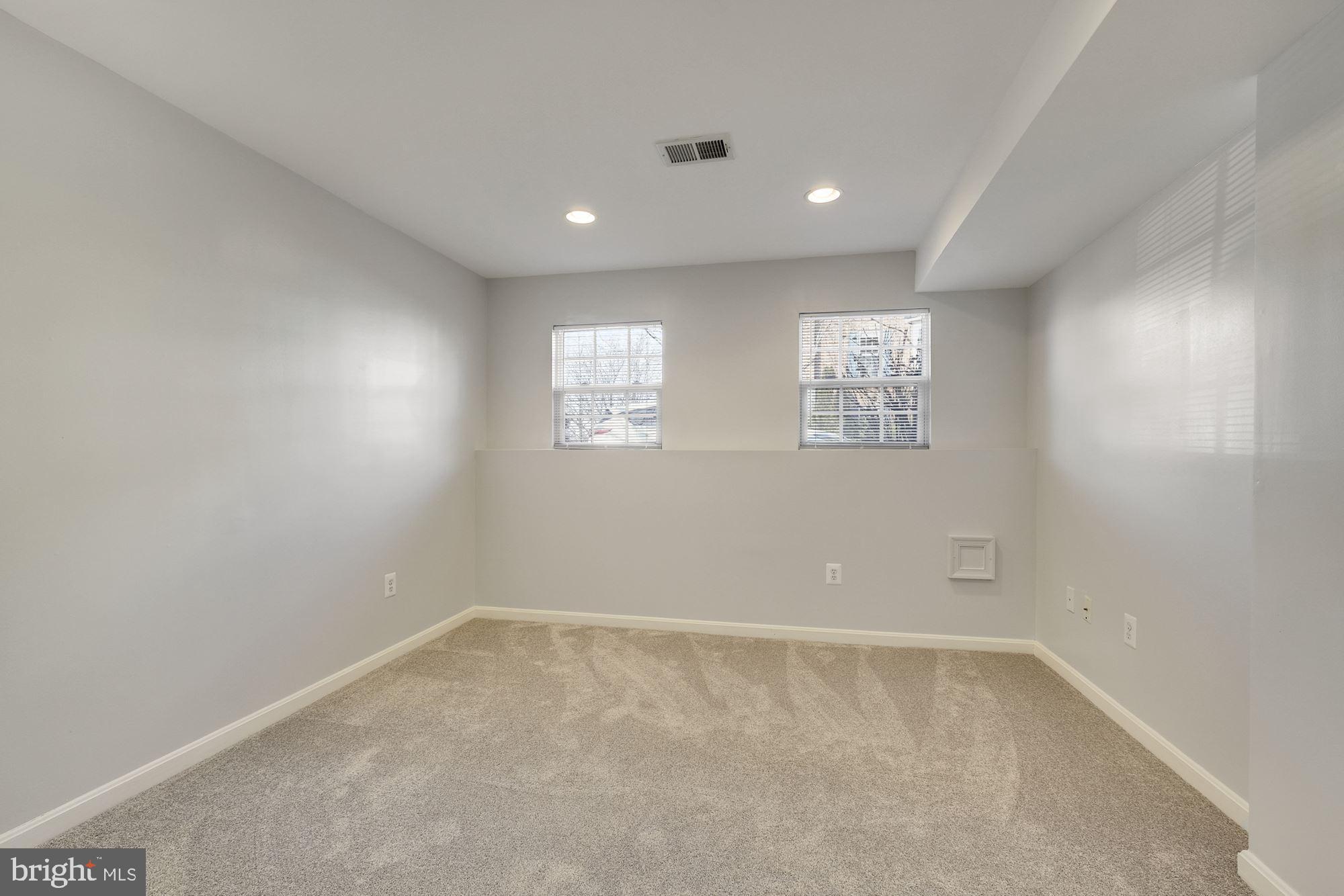 CLARKSBURG VILLAGE - Residential Lease