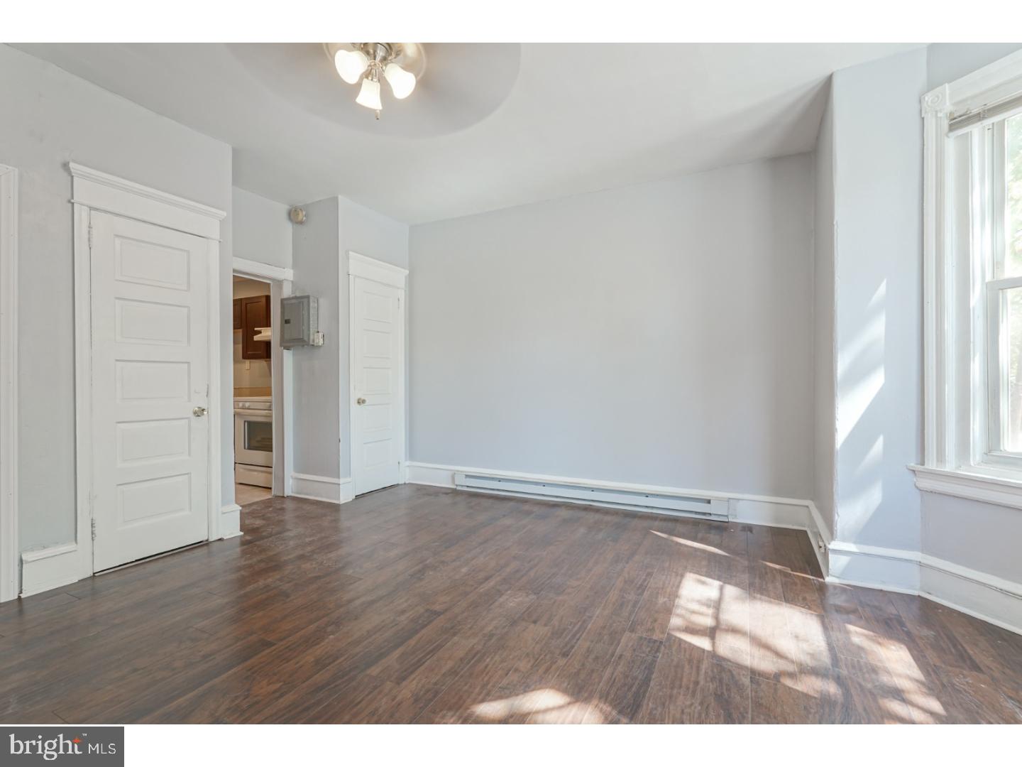 UNIVERSITY CITY - Residential Lease