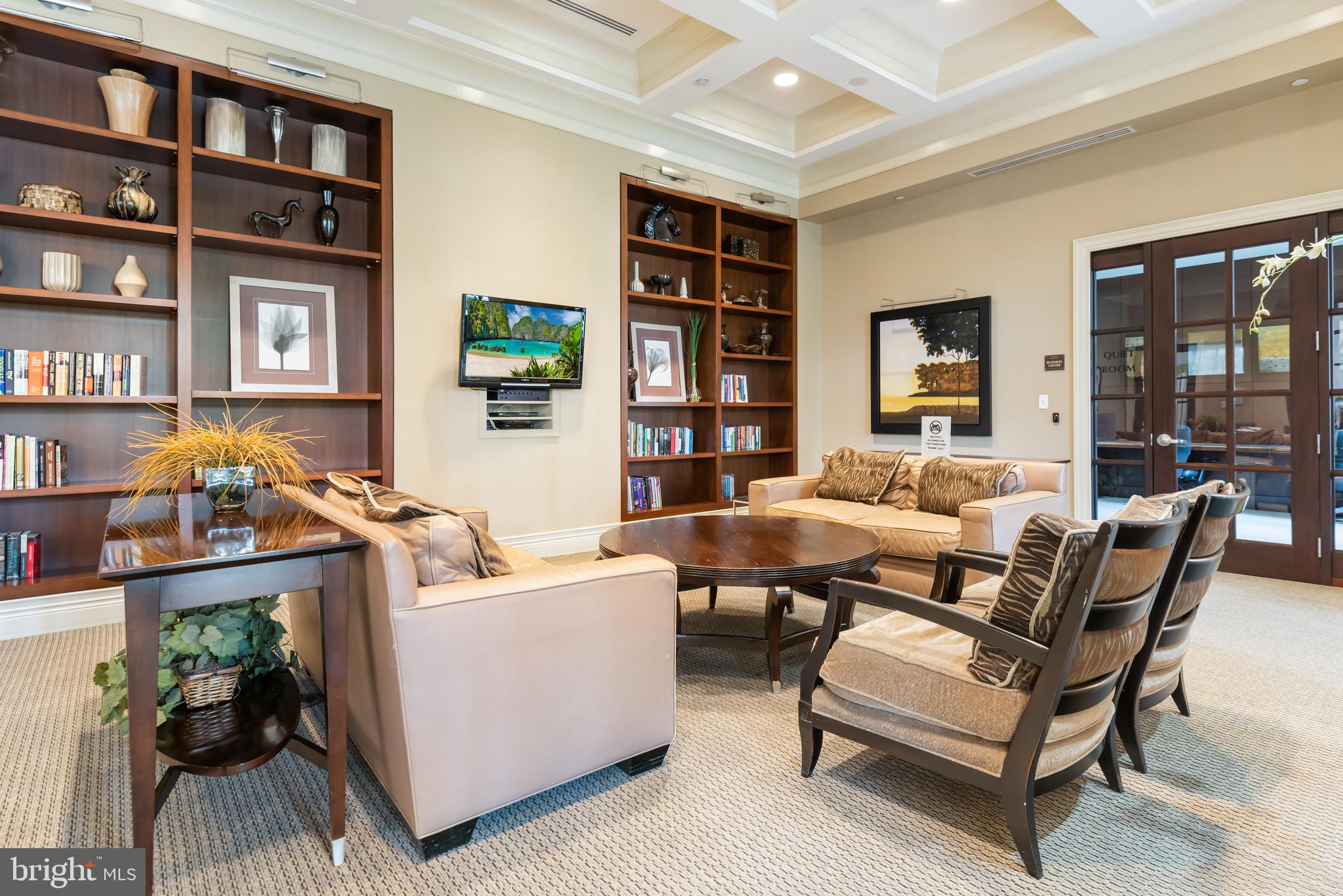 GALLERY AT WHITE FLINT - Residential