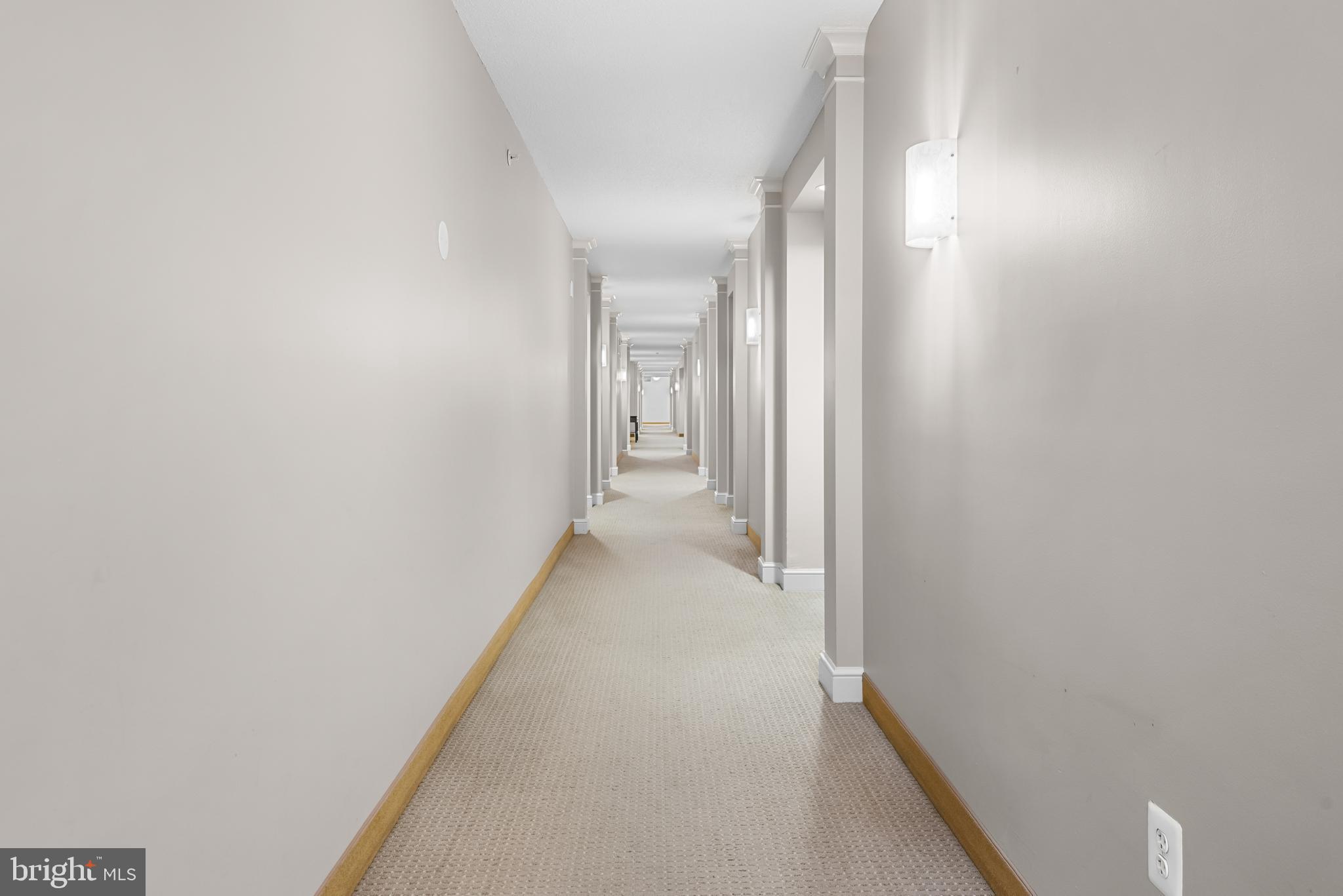 GALLERY AT WHITE FLINT - Residential