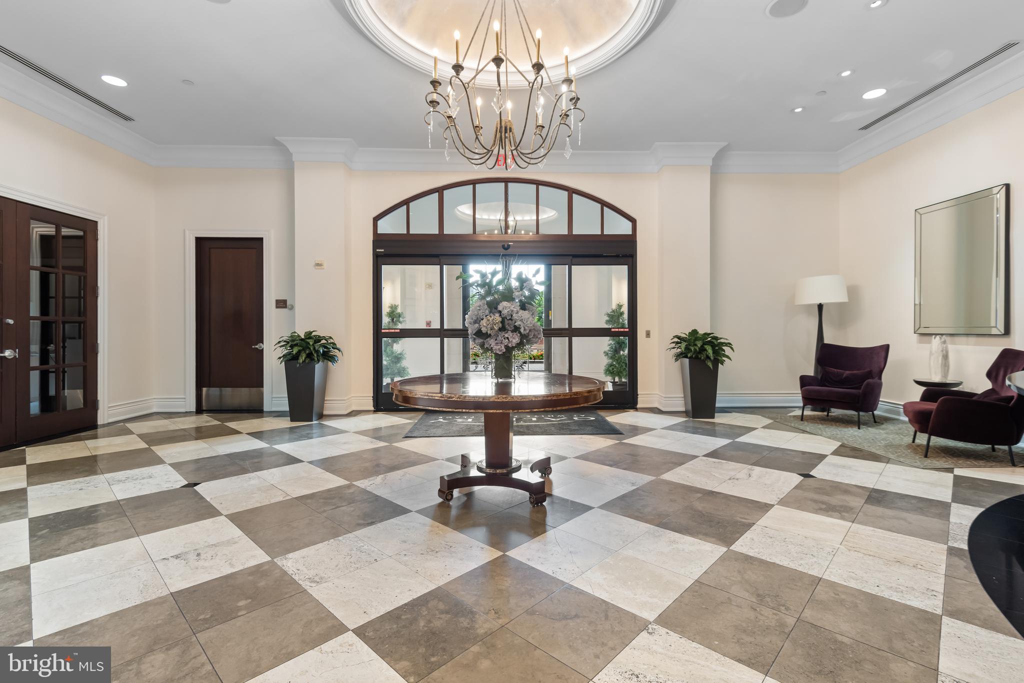 GALLERY AT WHITE FLINT - Residential