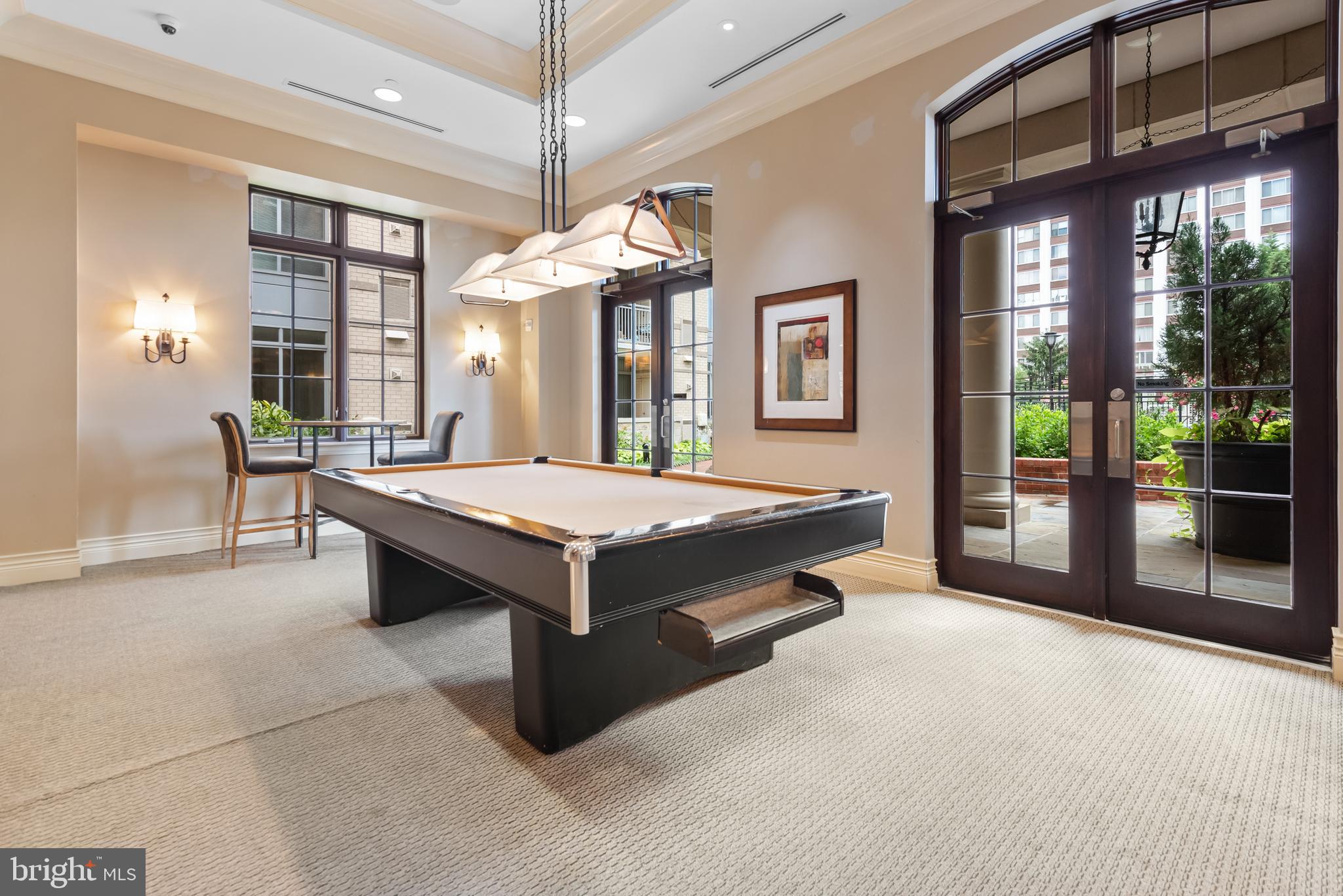 GALLERY AT WHITE FLINT - Residential