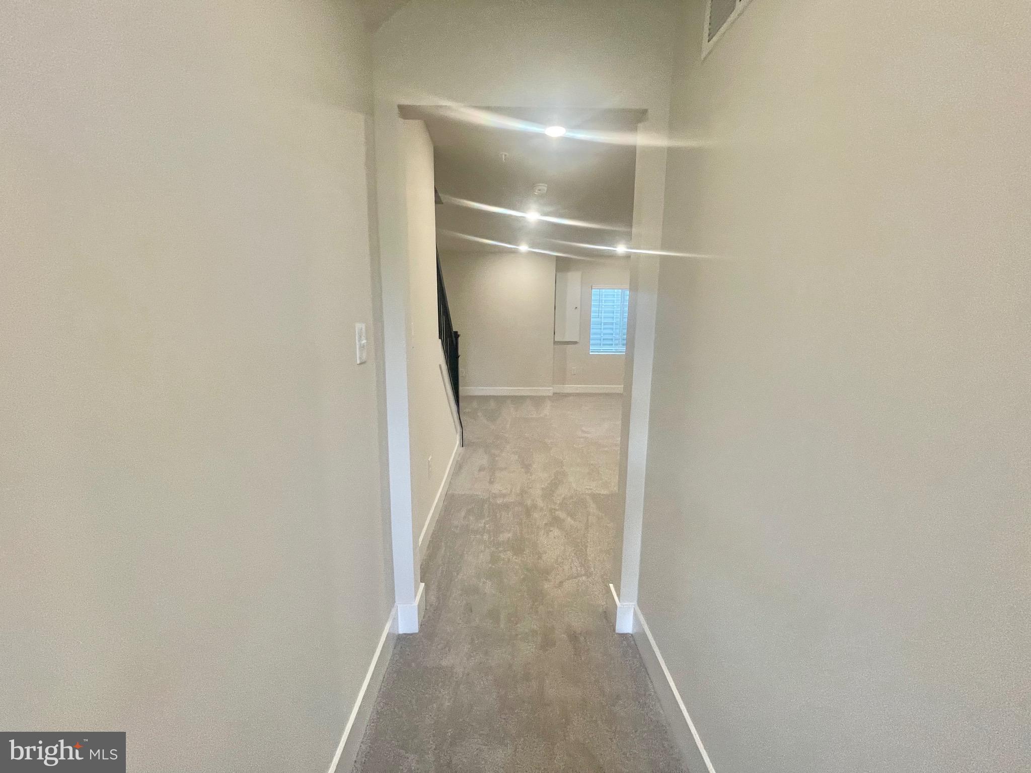 SYCAMORE RIDGE - Residential Lease