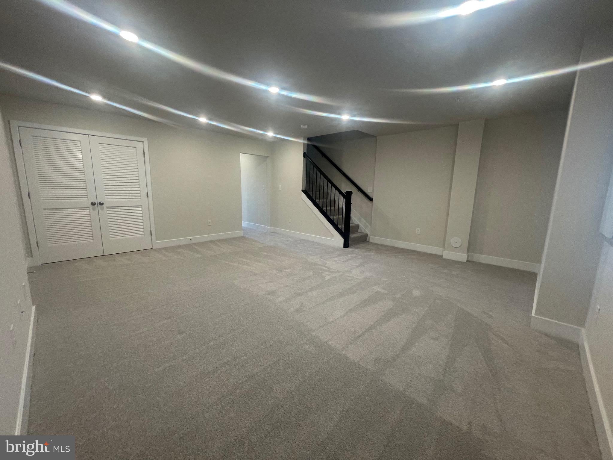 SYCAMORE RIDGE - Residential Lease