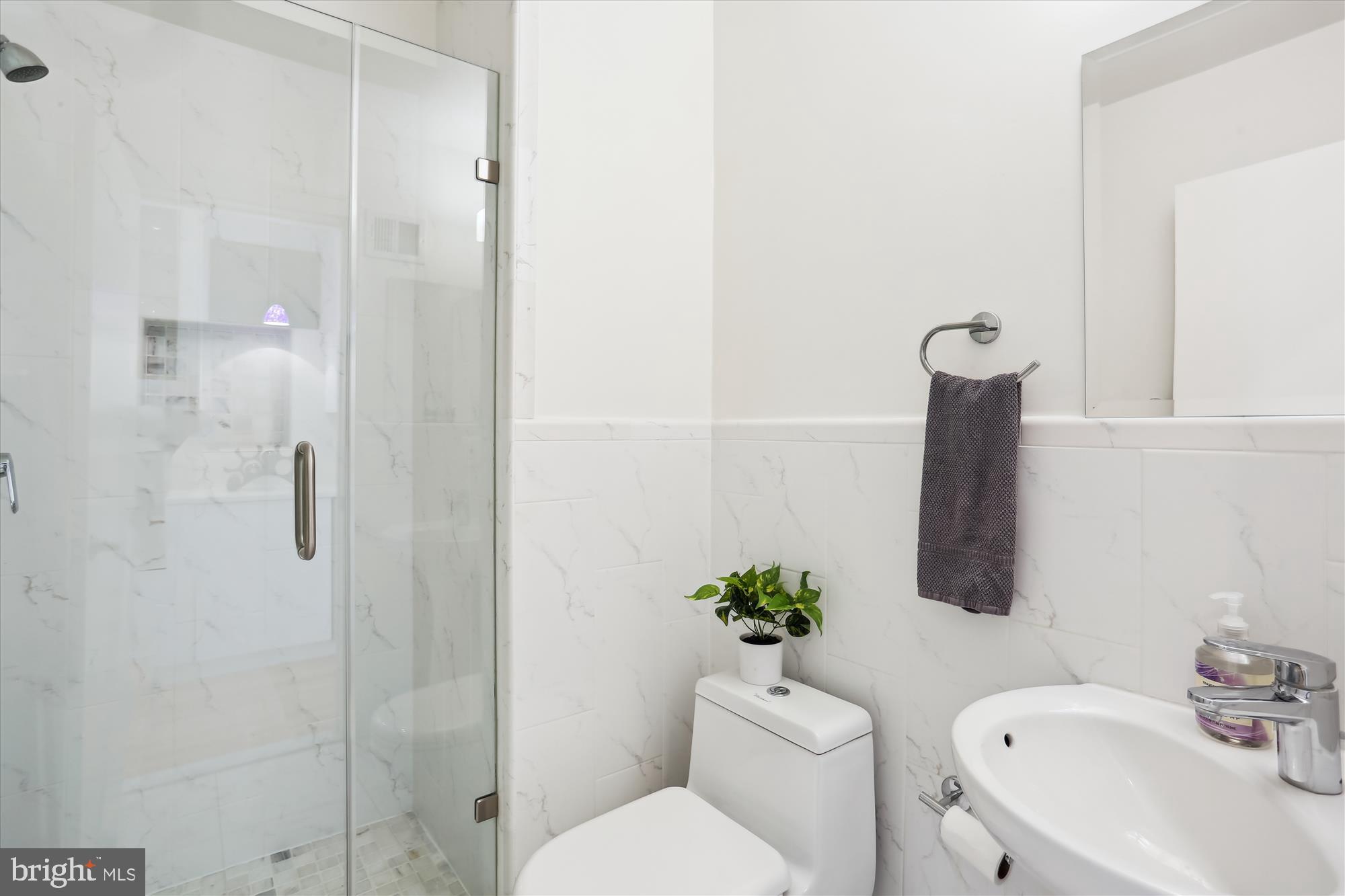 ROSEDALE PARK - Residential