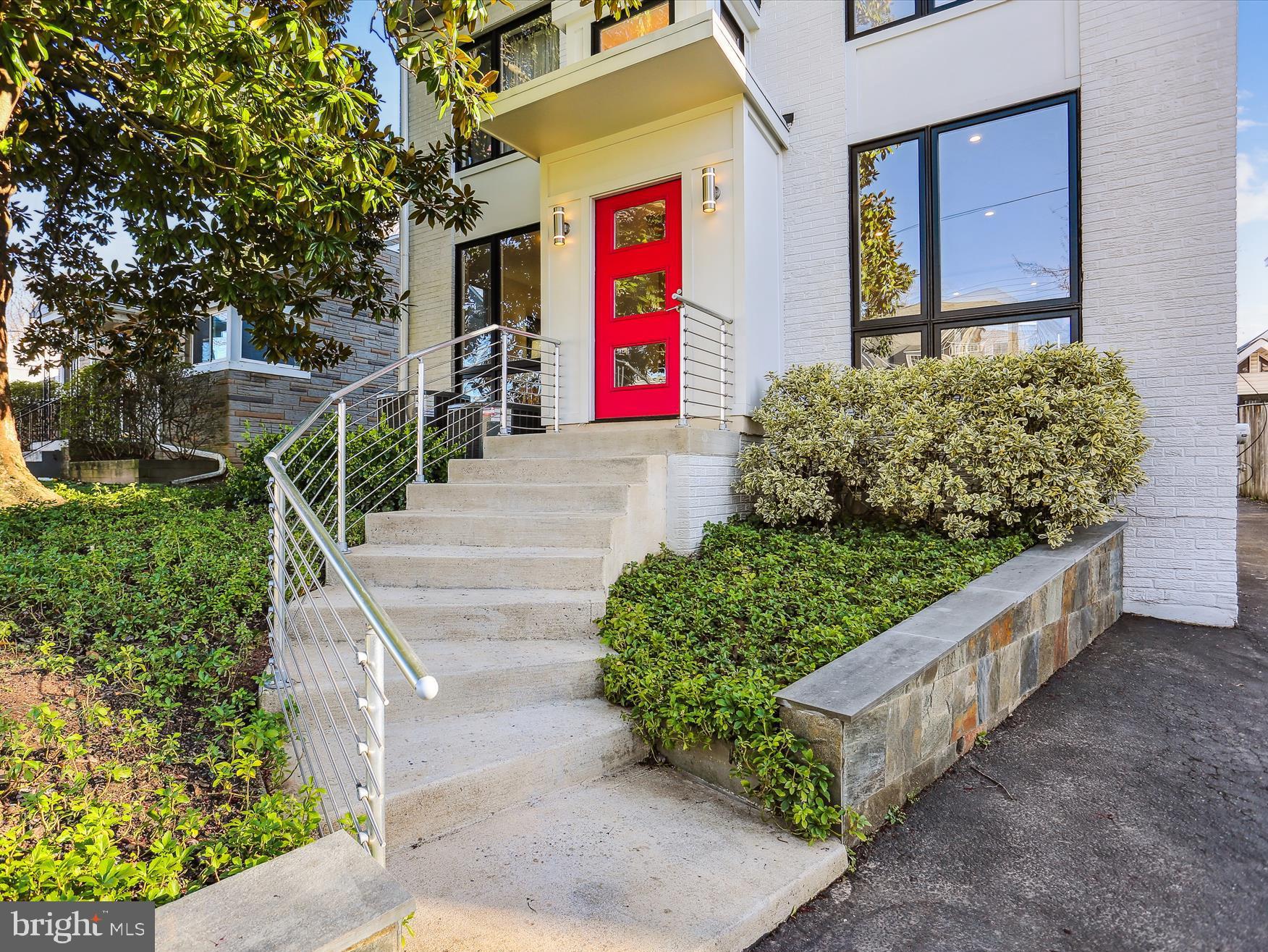 ROSEDALE PARK - Residential