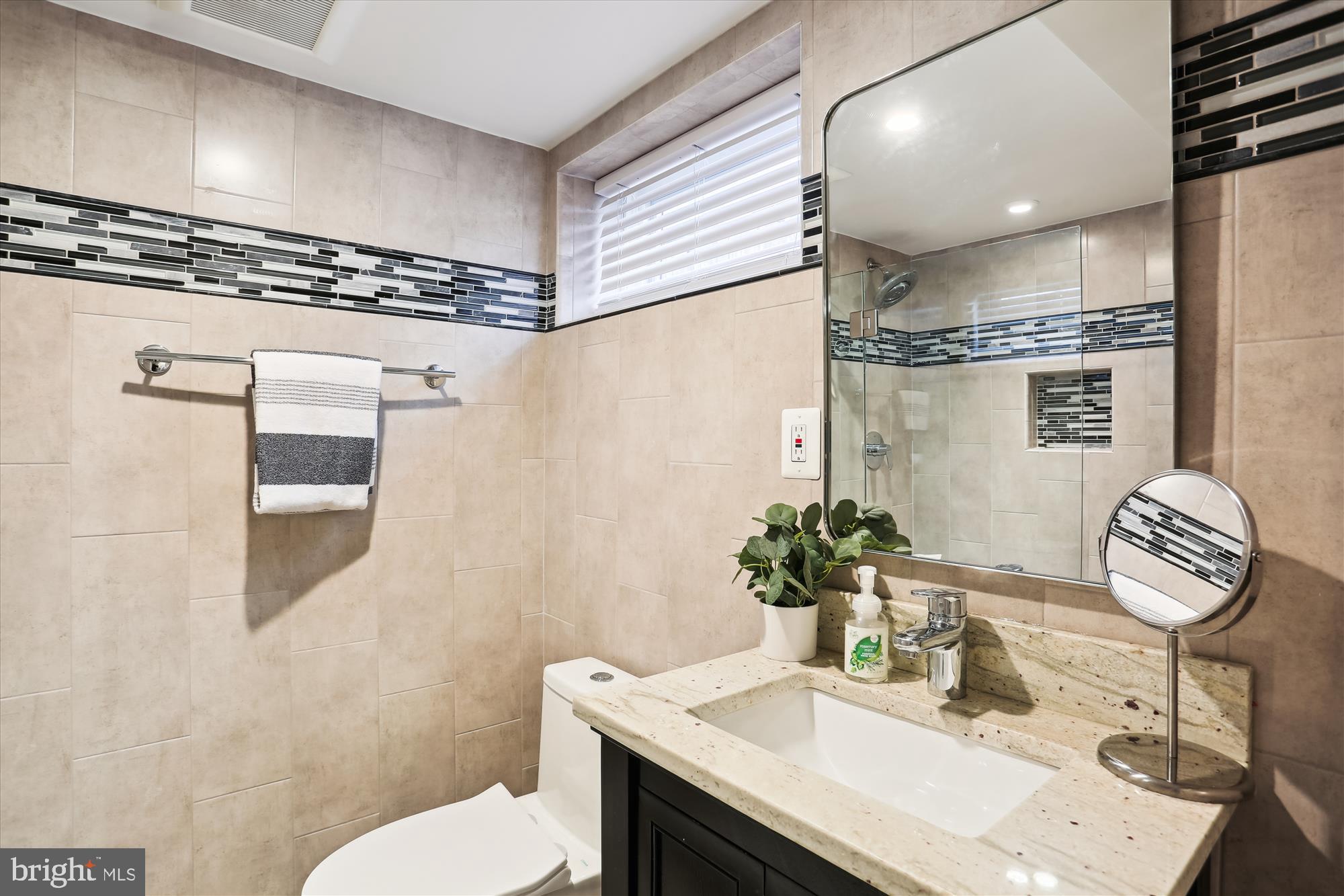 ROSEDALE PARK - Residential