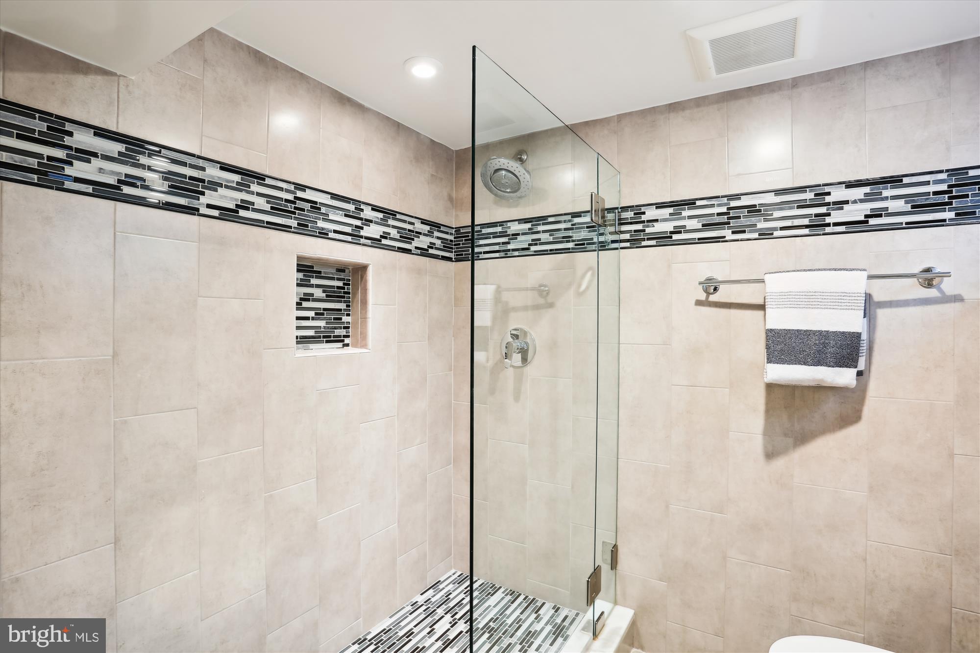 ROSEDALE PARK - Residential