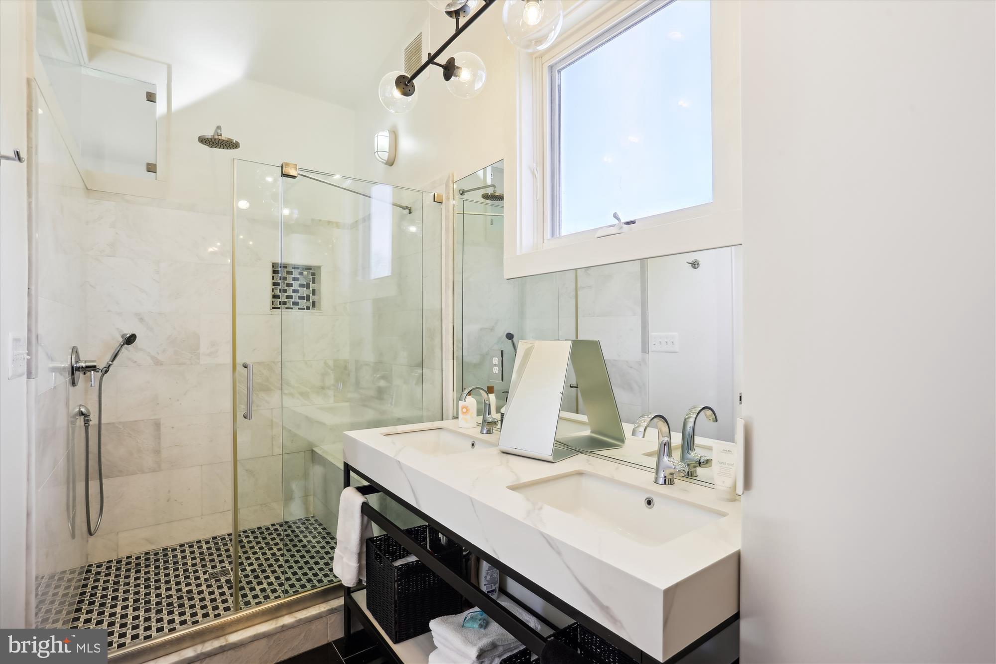 ROSEDALE PARK - Residential