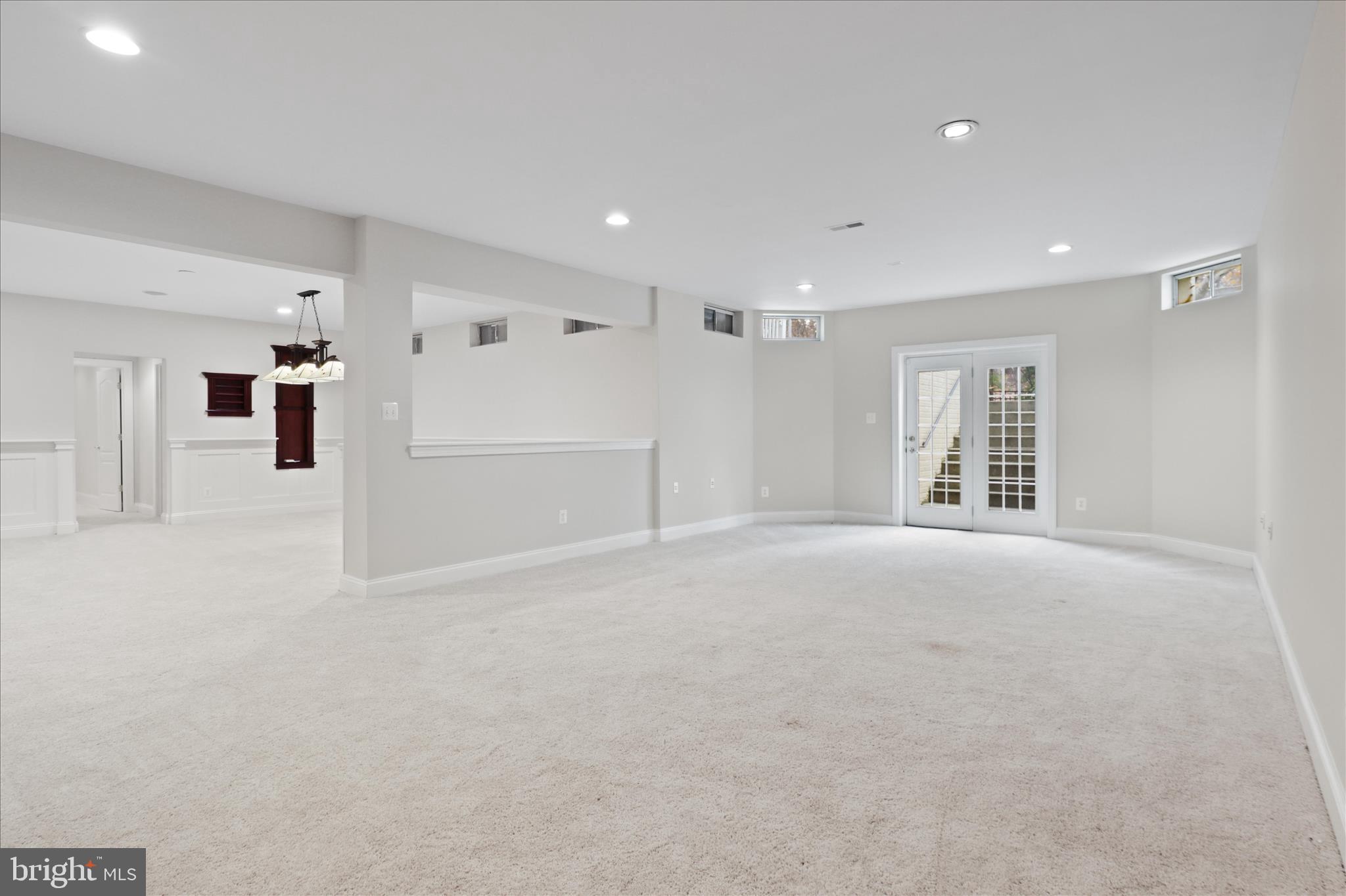 LANSDOWNE ON THE POTOMAC - Residential