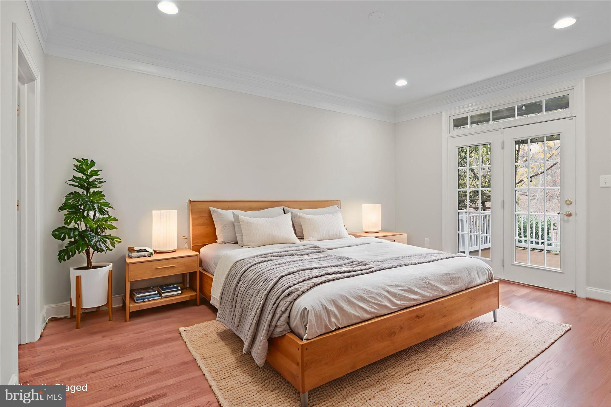 LANSDOWNE ON THE POTOMAC - Residential