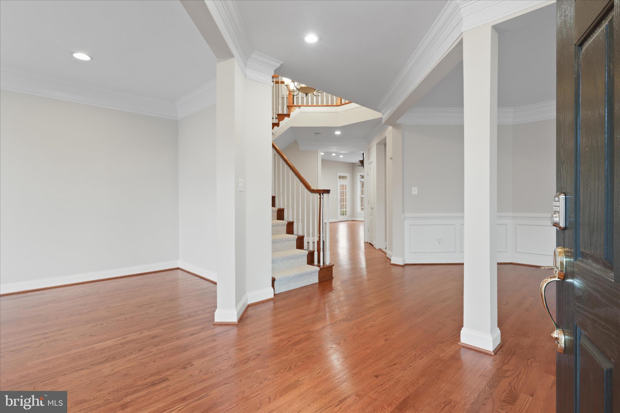 LANSDOWNE ON THE POTOMAC - Residential