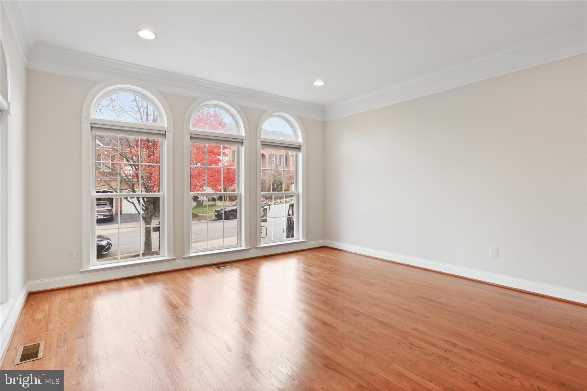 LANSDOWNE ON THE POTOMAC - Residential