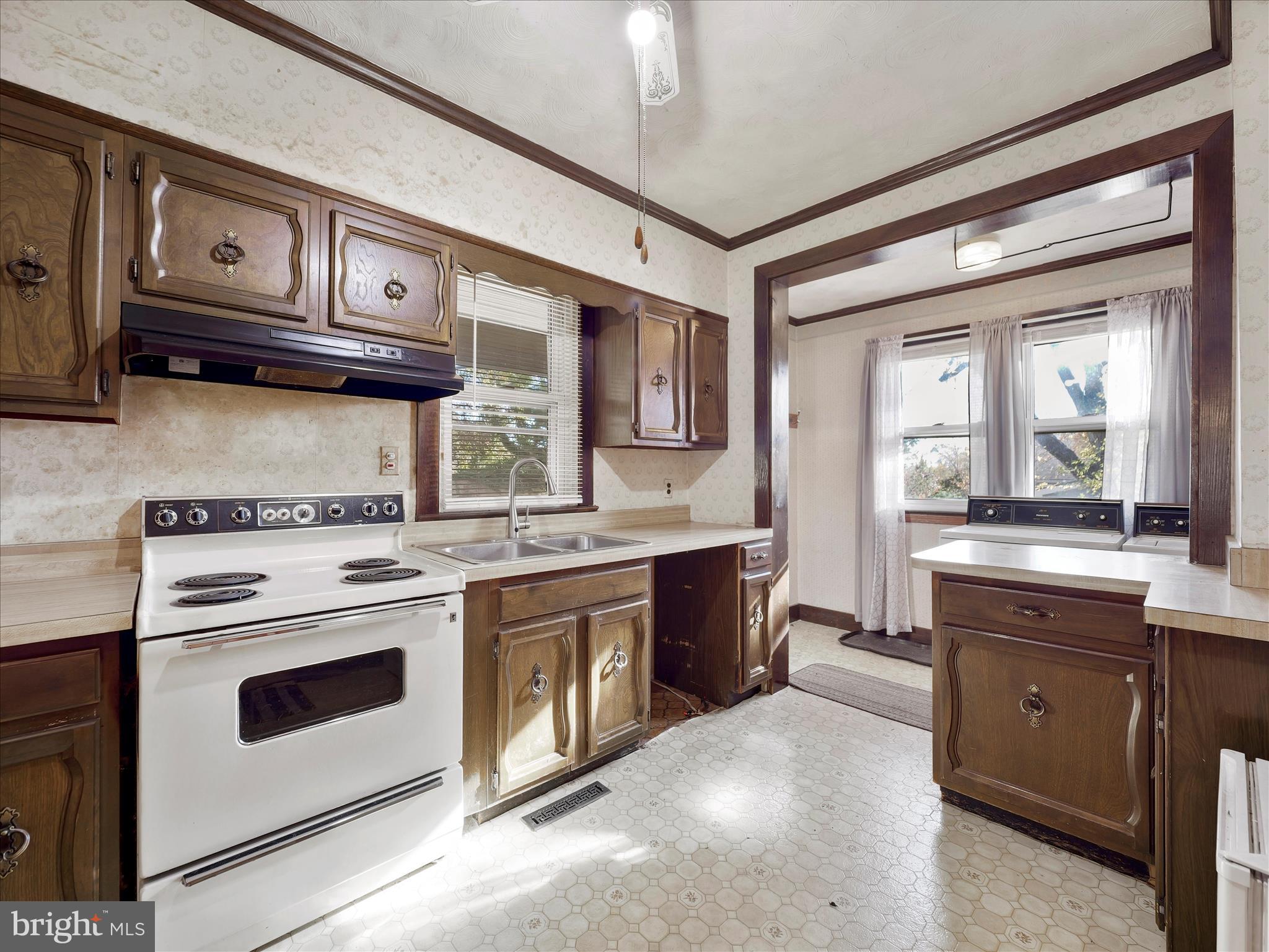 BRUNSWICK - Residential