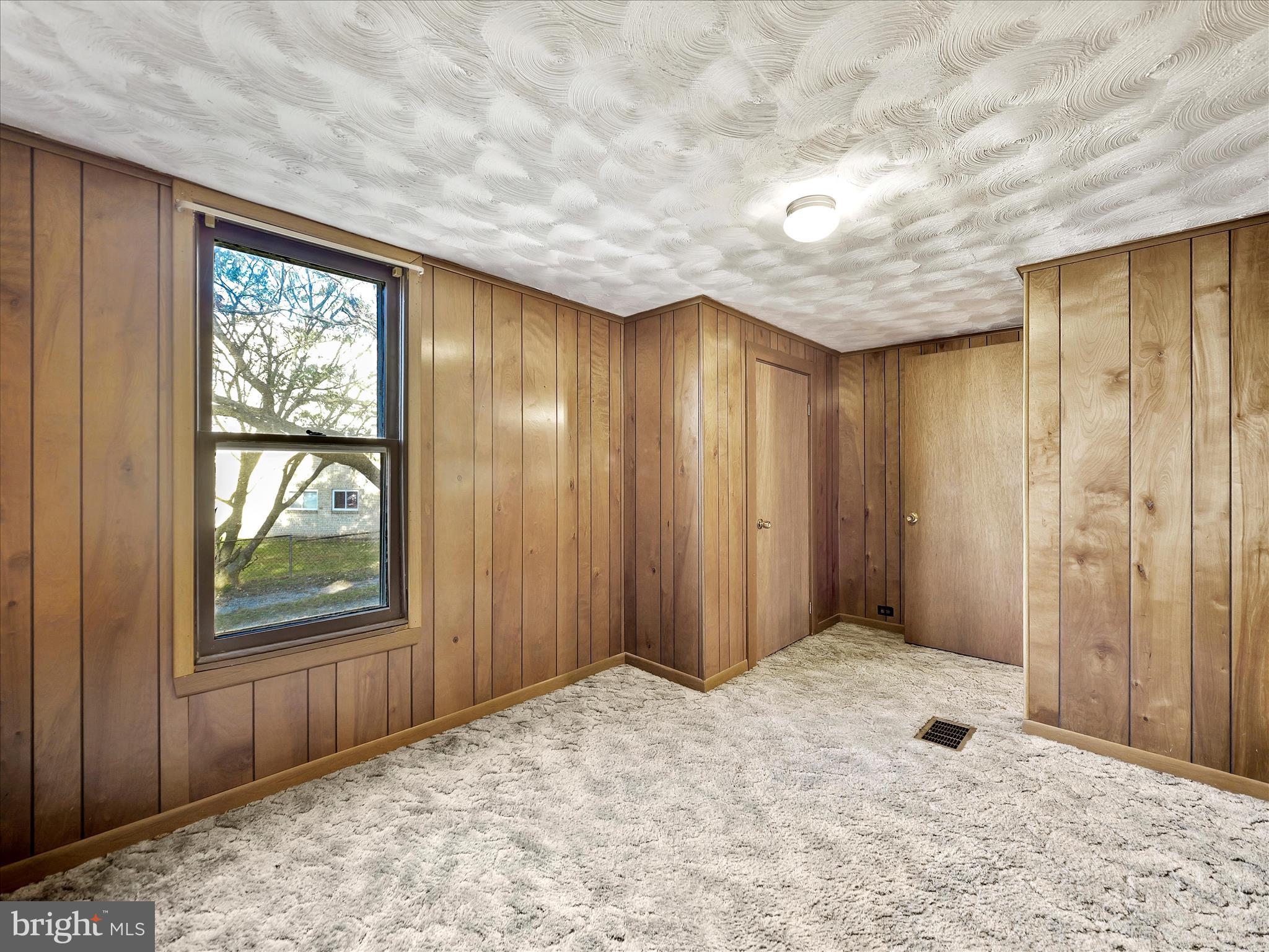 BRUNSWICK - Residential