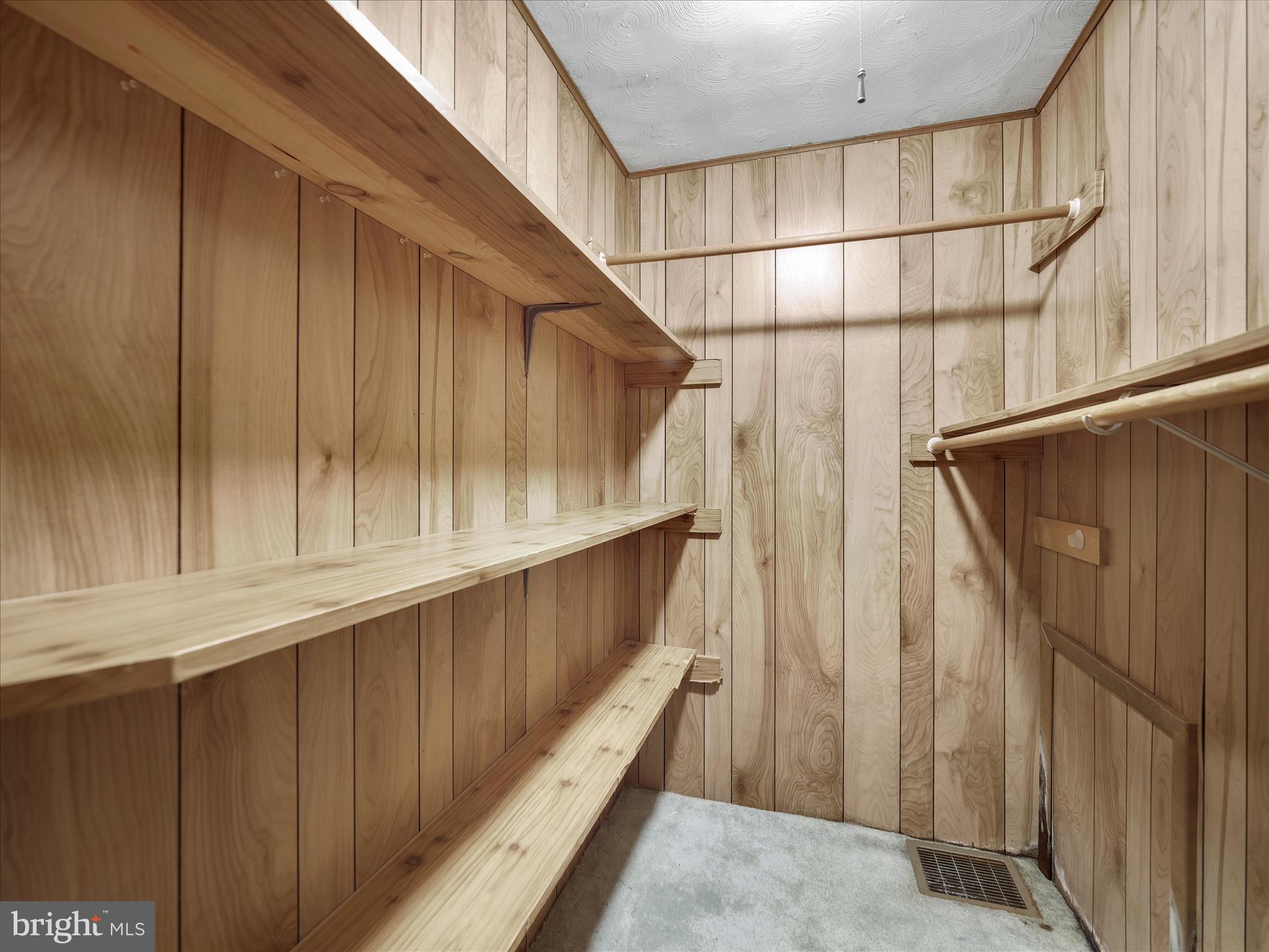 BRUNSWICK - Residential