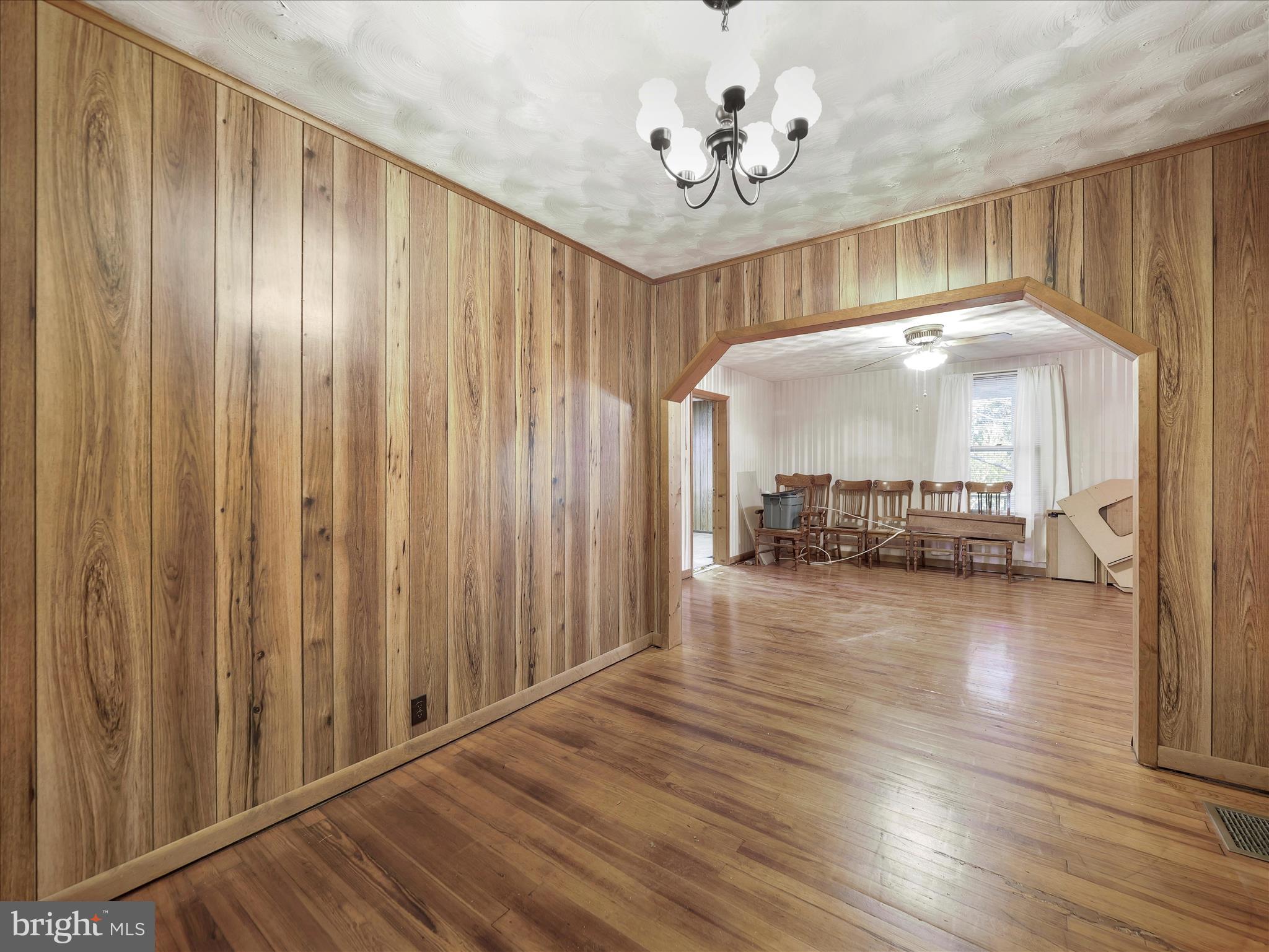 BRUNSWICK - Residential