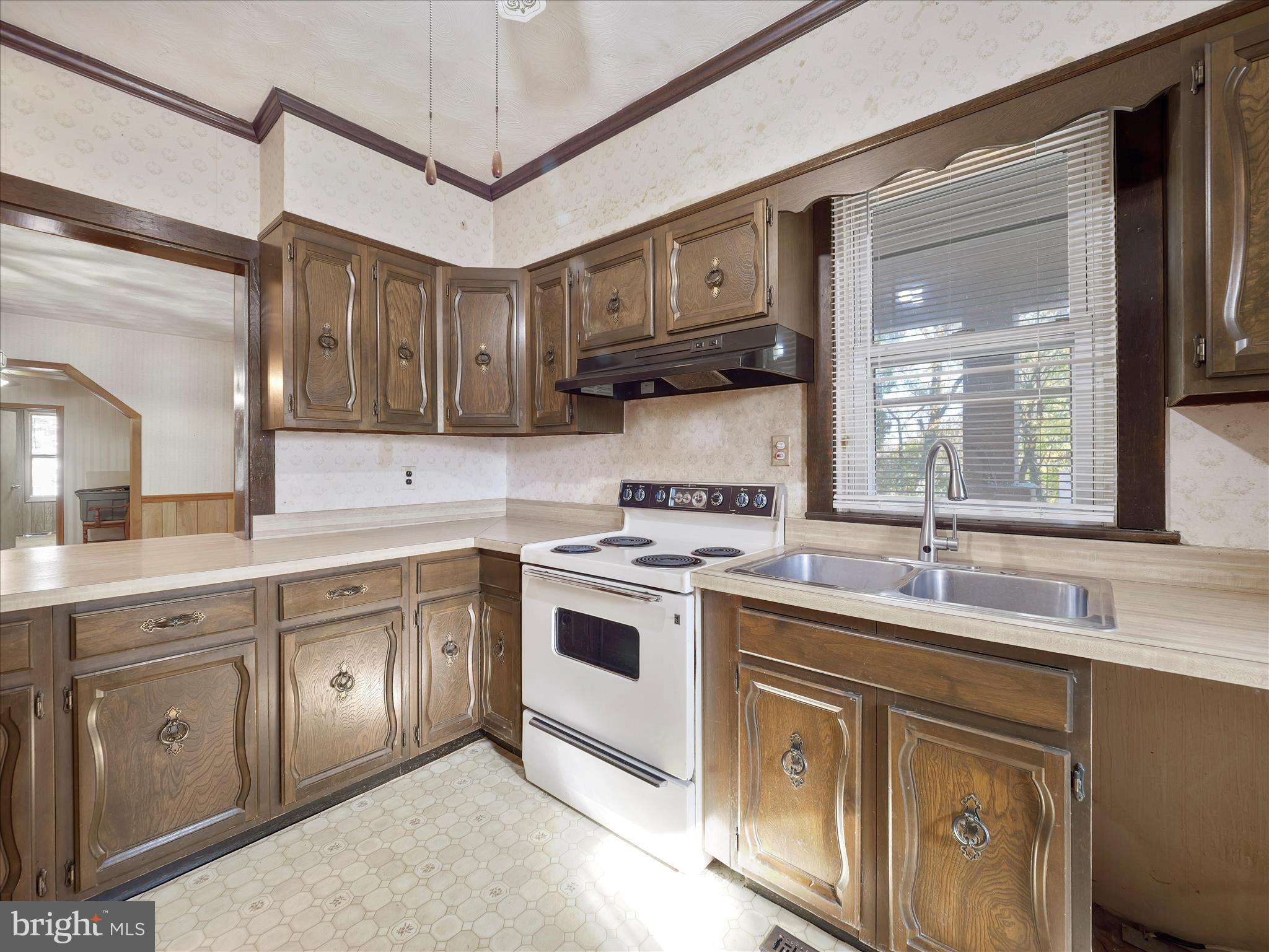 BRUNSWICK - Residential