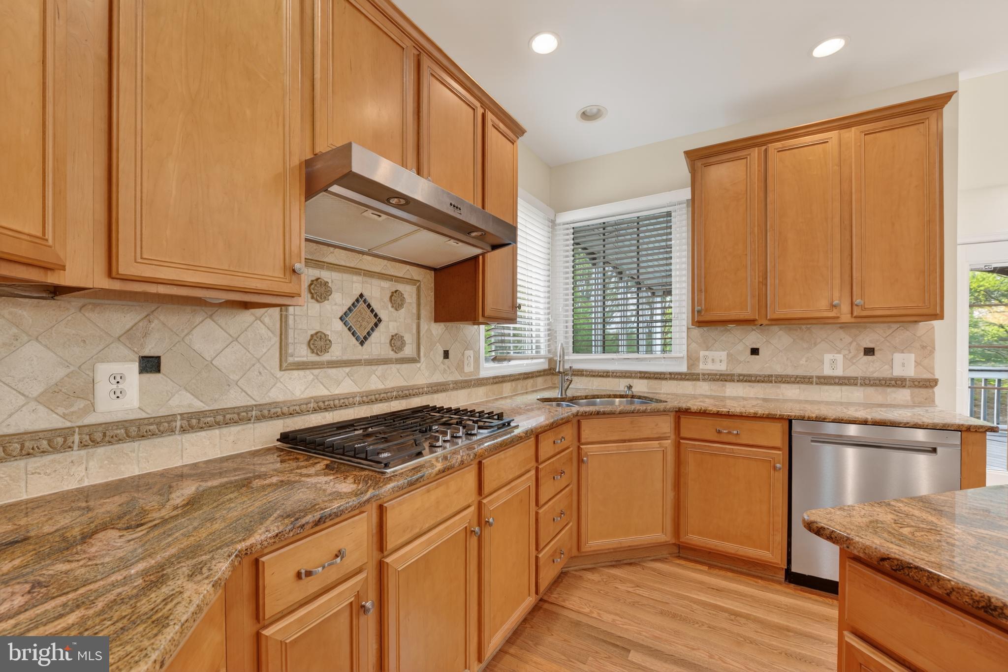 BELMONT COUNTRY CLUB - Residential