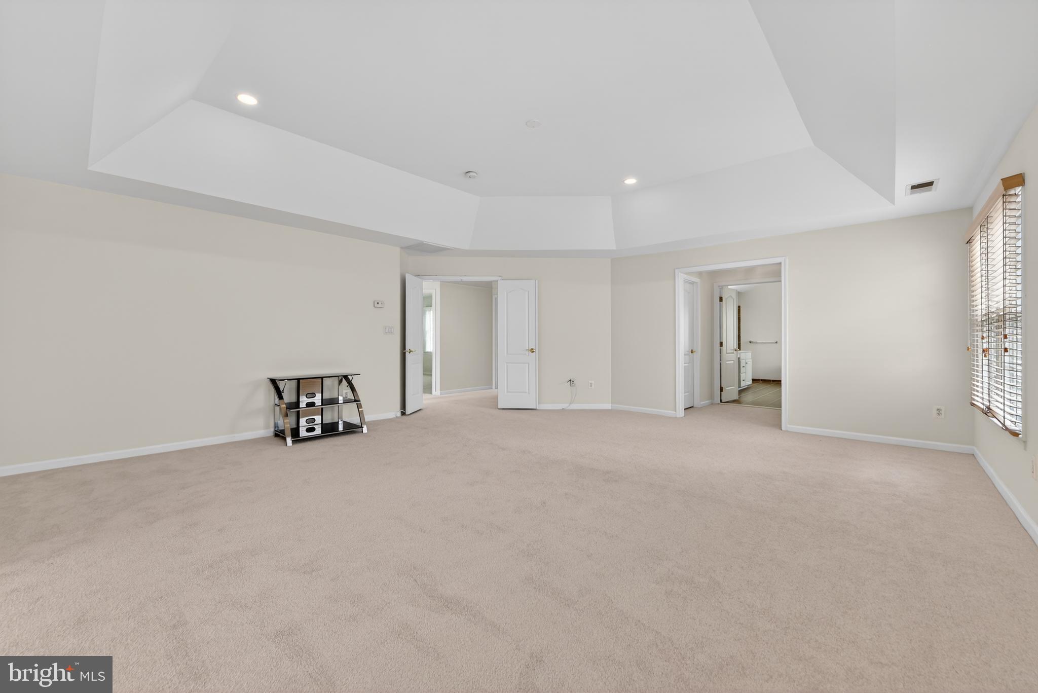 BELMONT COUNTRY CLUB - Residential