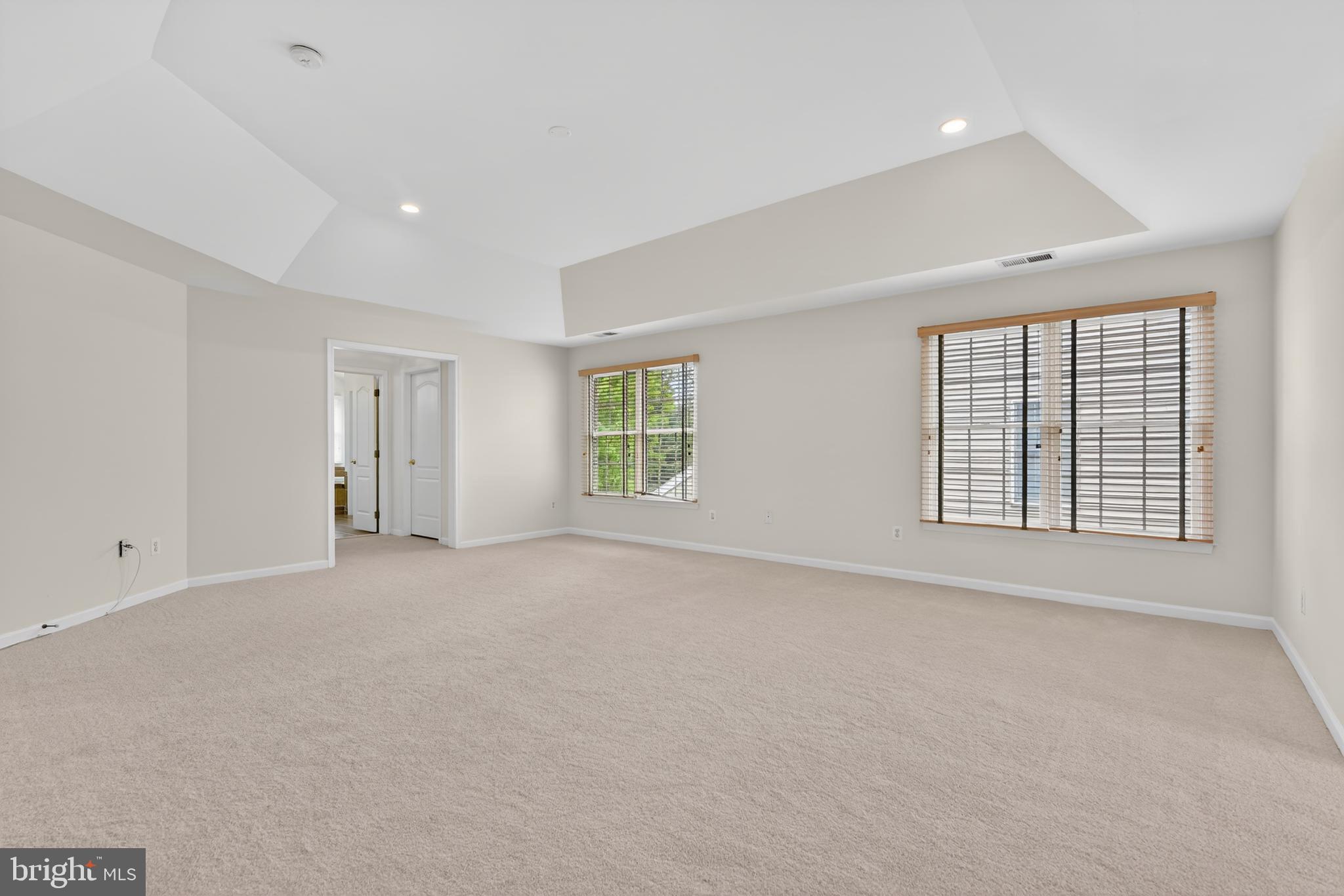 BELMONT COUNTRY CLUB - Residential