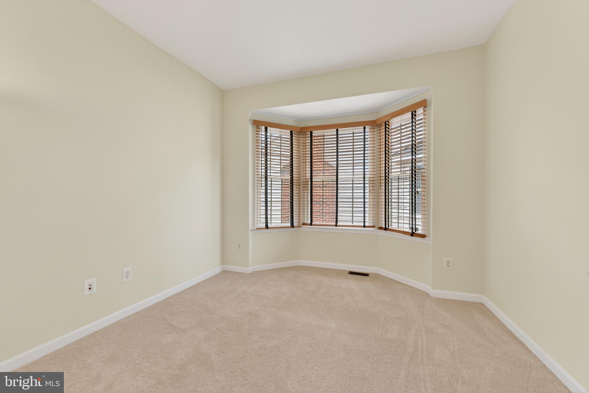 BELMONT COUNTRY CLUB - Residential