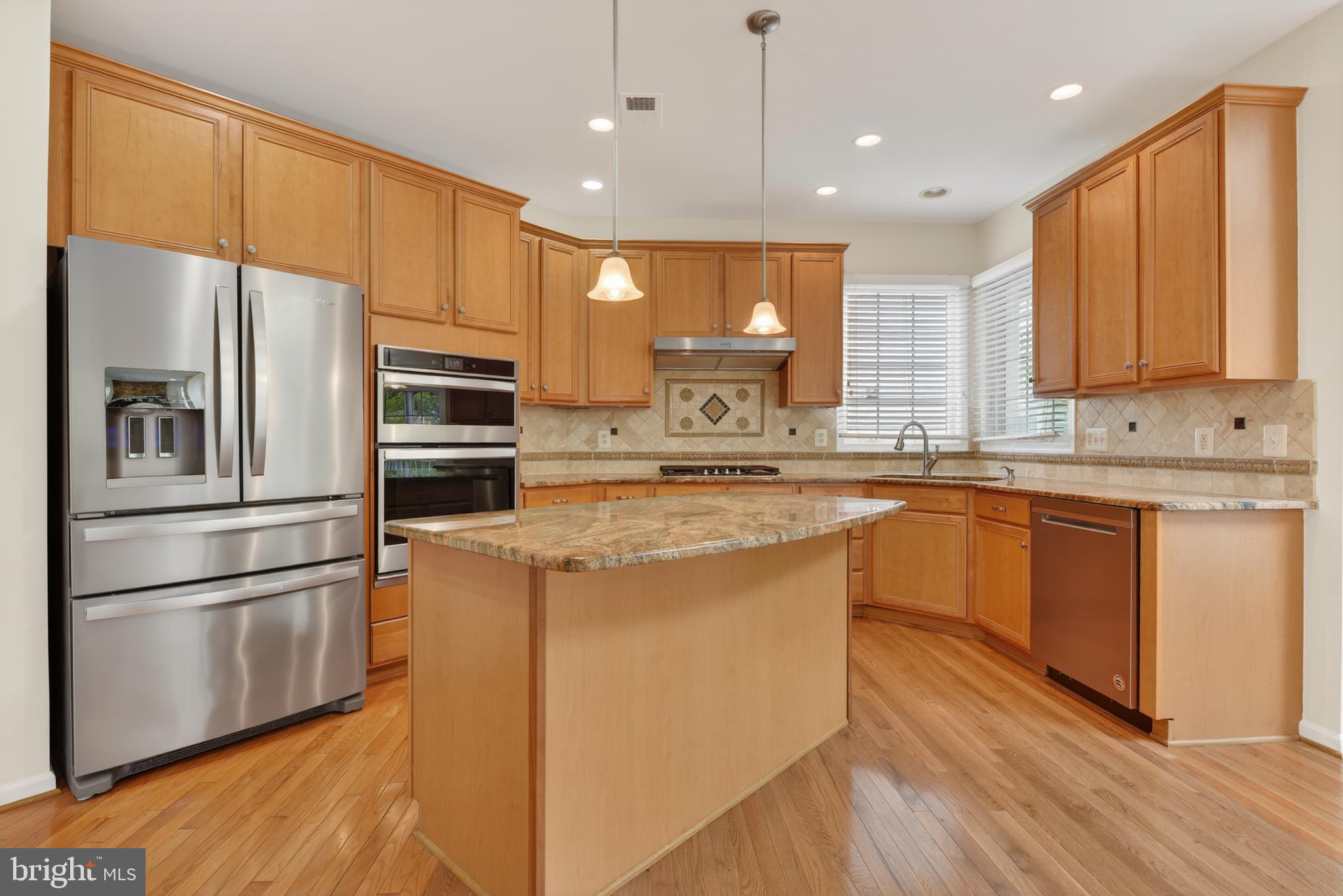 BELMONT COUNTRY CLUB - Residential