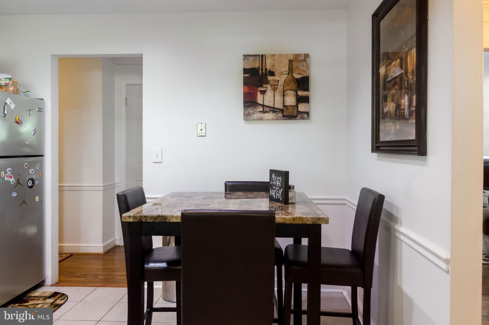 NORTHAMPTON - Residential