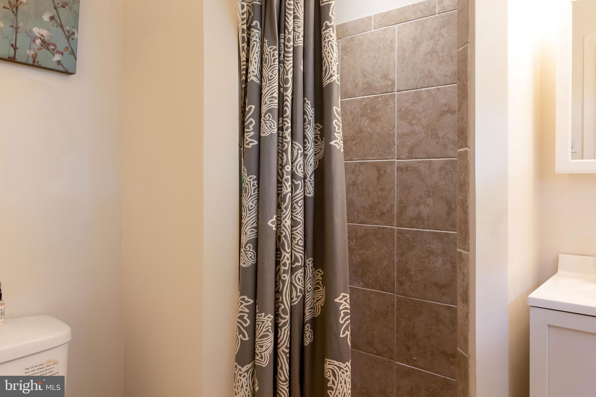 NORTHAMPTON - Residential