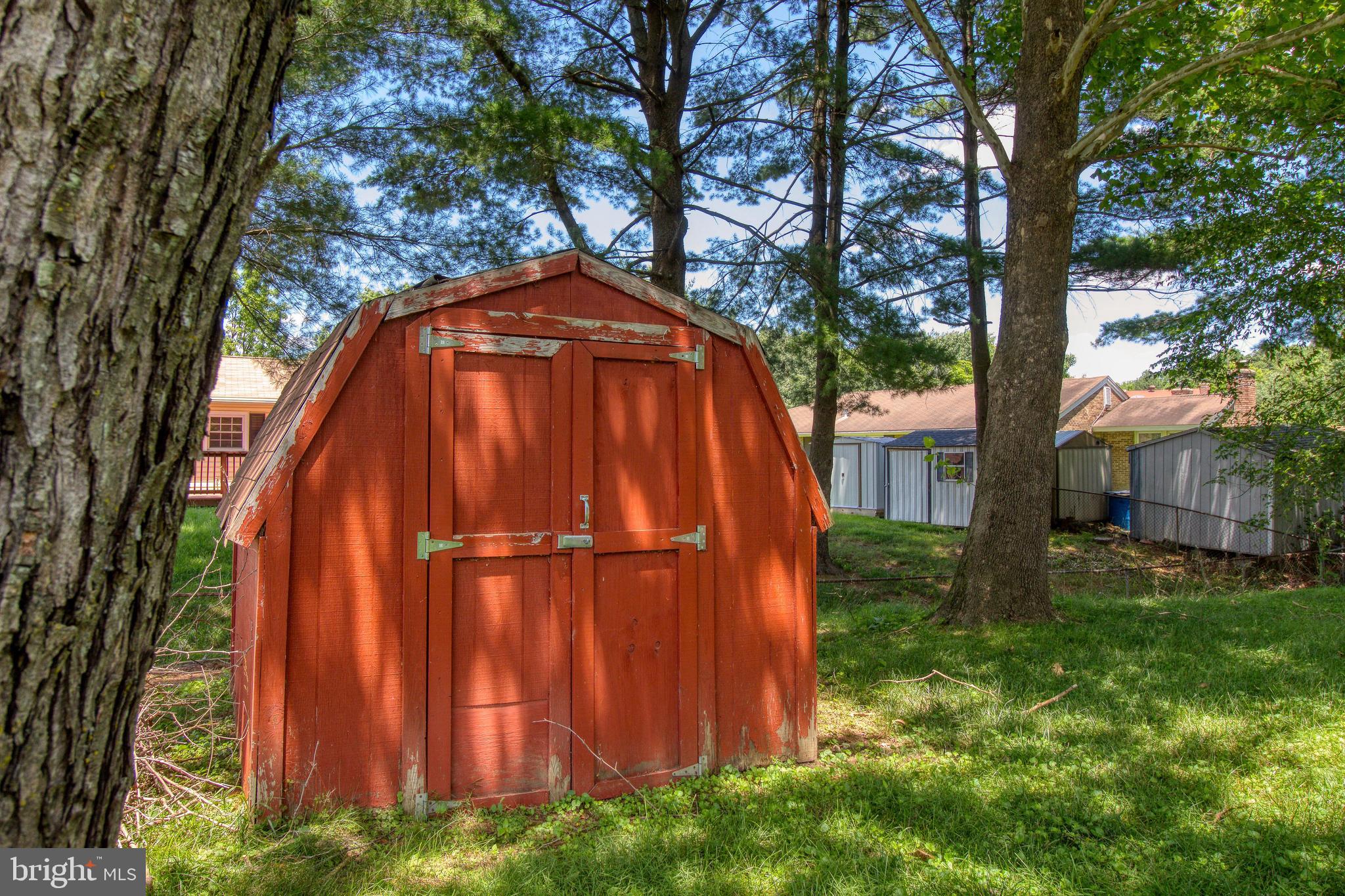 NORTHAMPTON - Residential