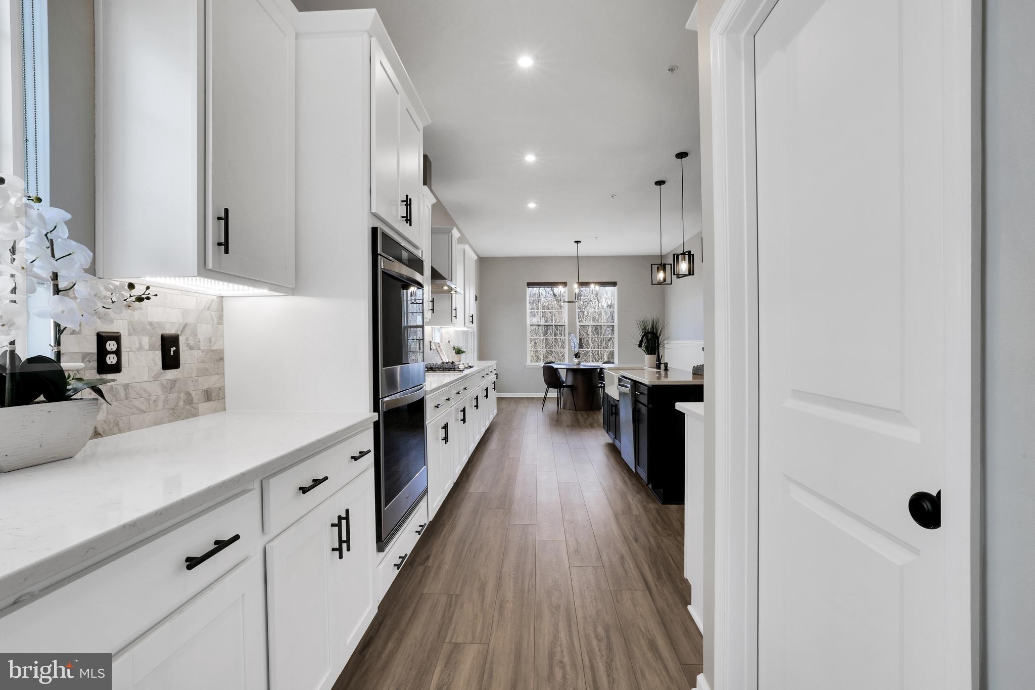 BARTONSVILLE - Residential