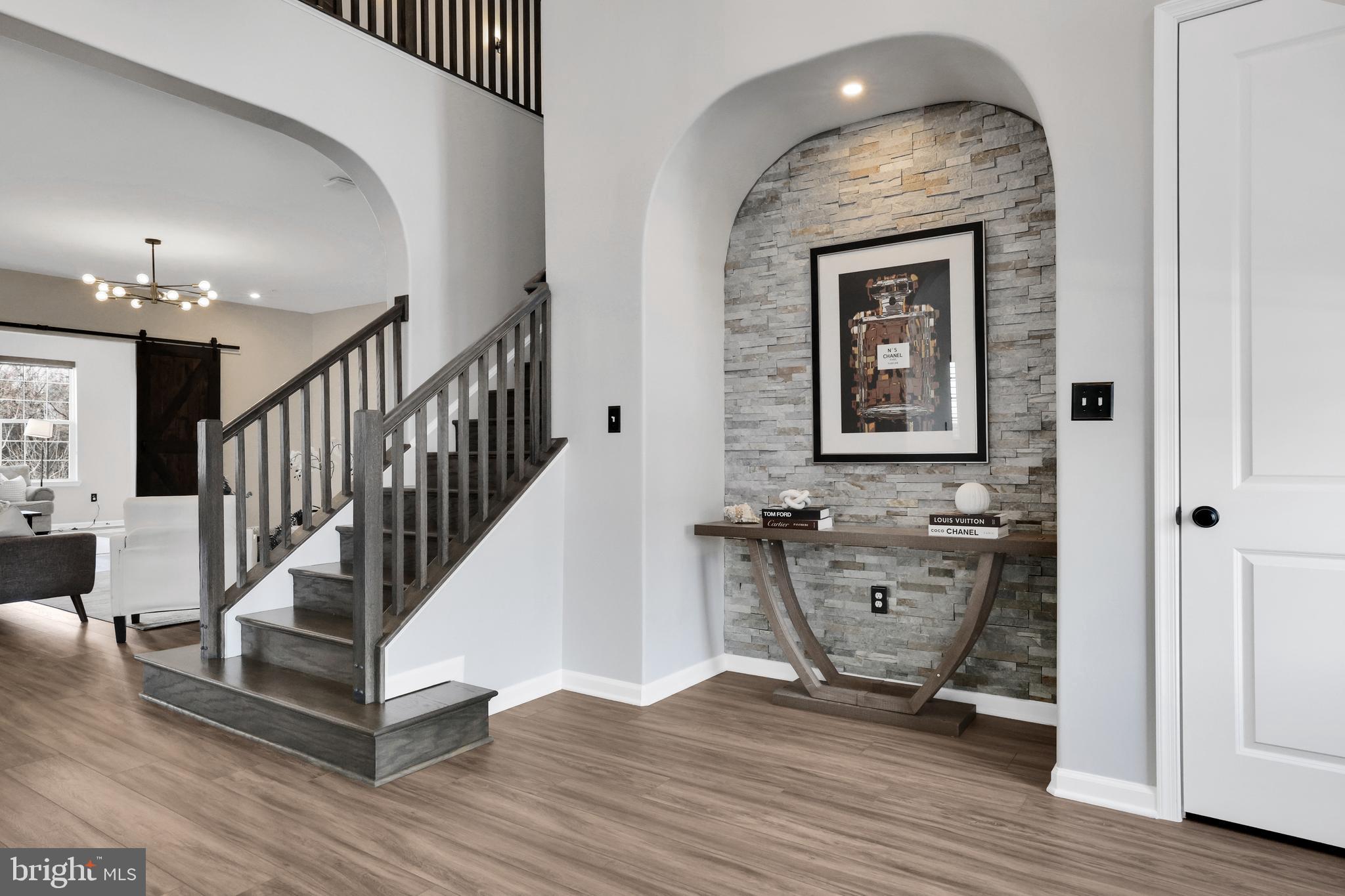 BARTONSVILLE - Residential