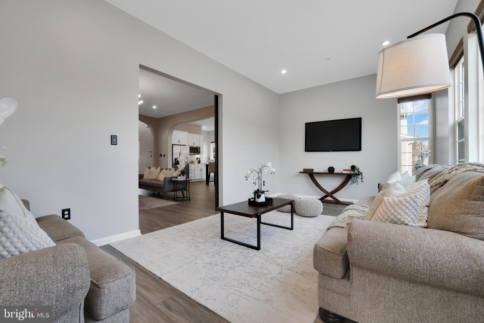 BARTONSVILLE - Residential