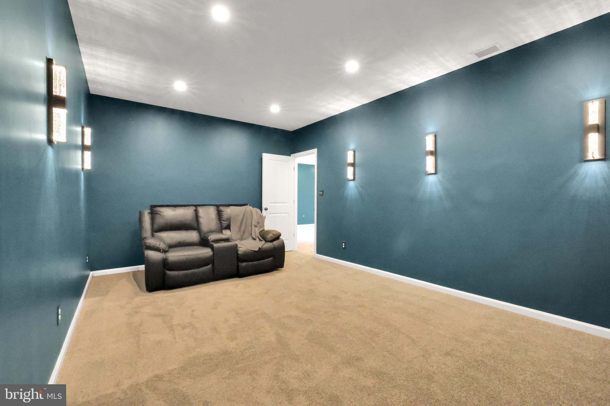 BARTONSVILLE - Residential