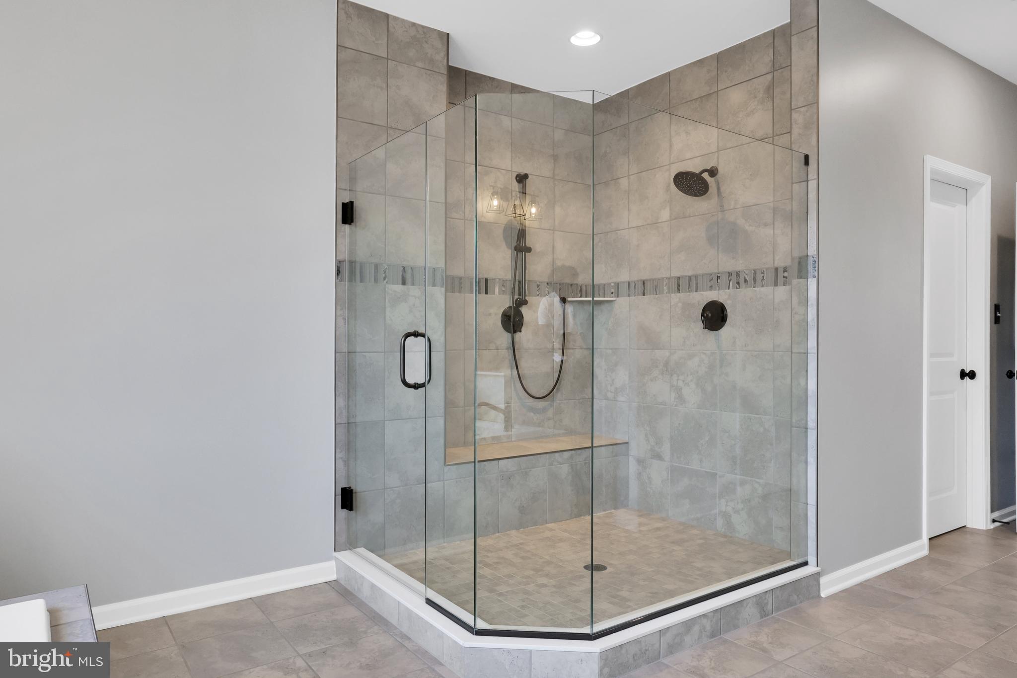 BARTONSVILLE - Residential