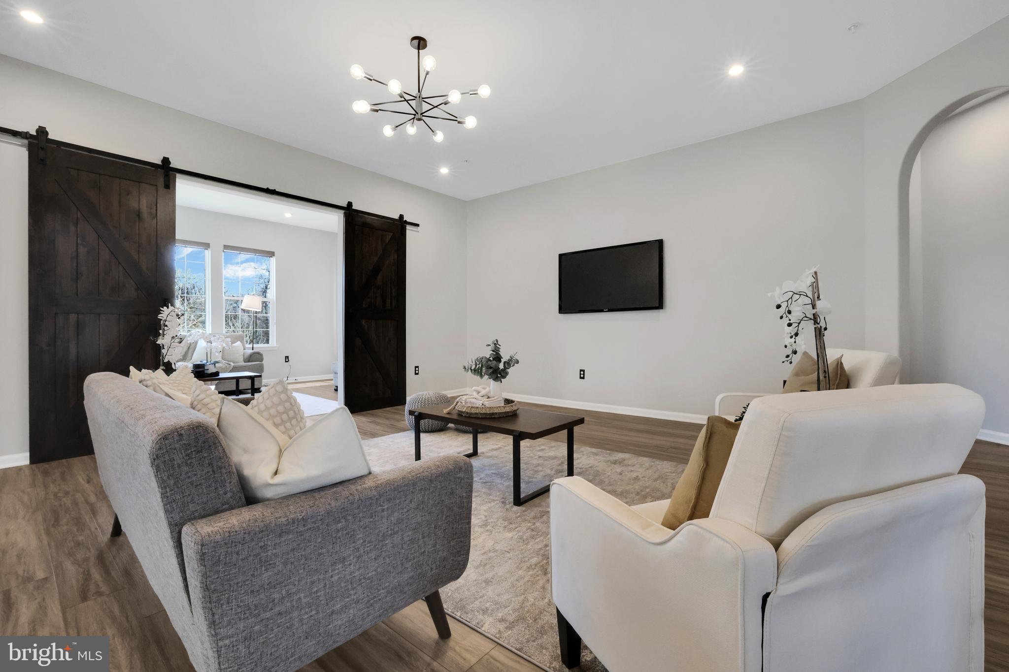 BARTONSVILLE - Residential