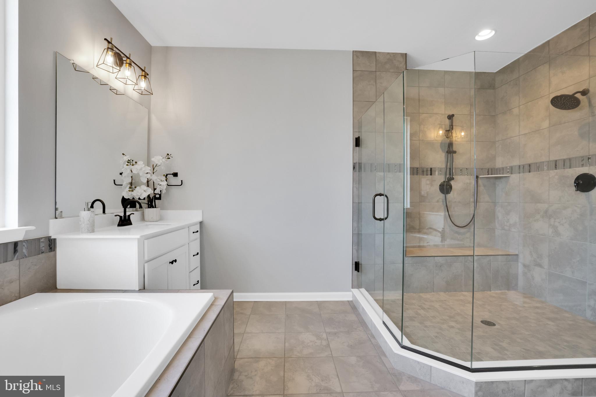 BARTONSVILLE - Residential