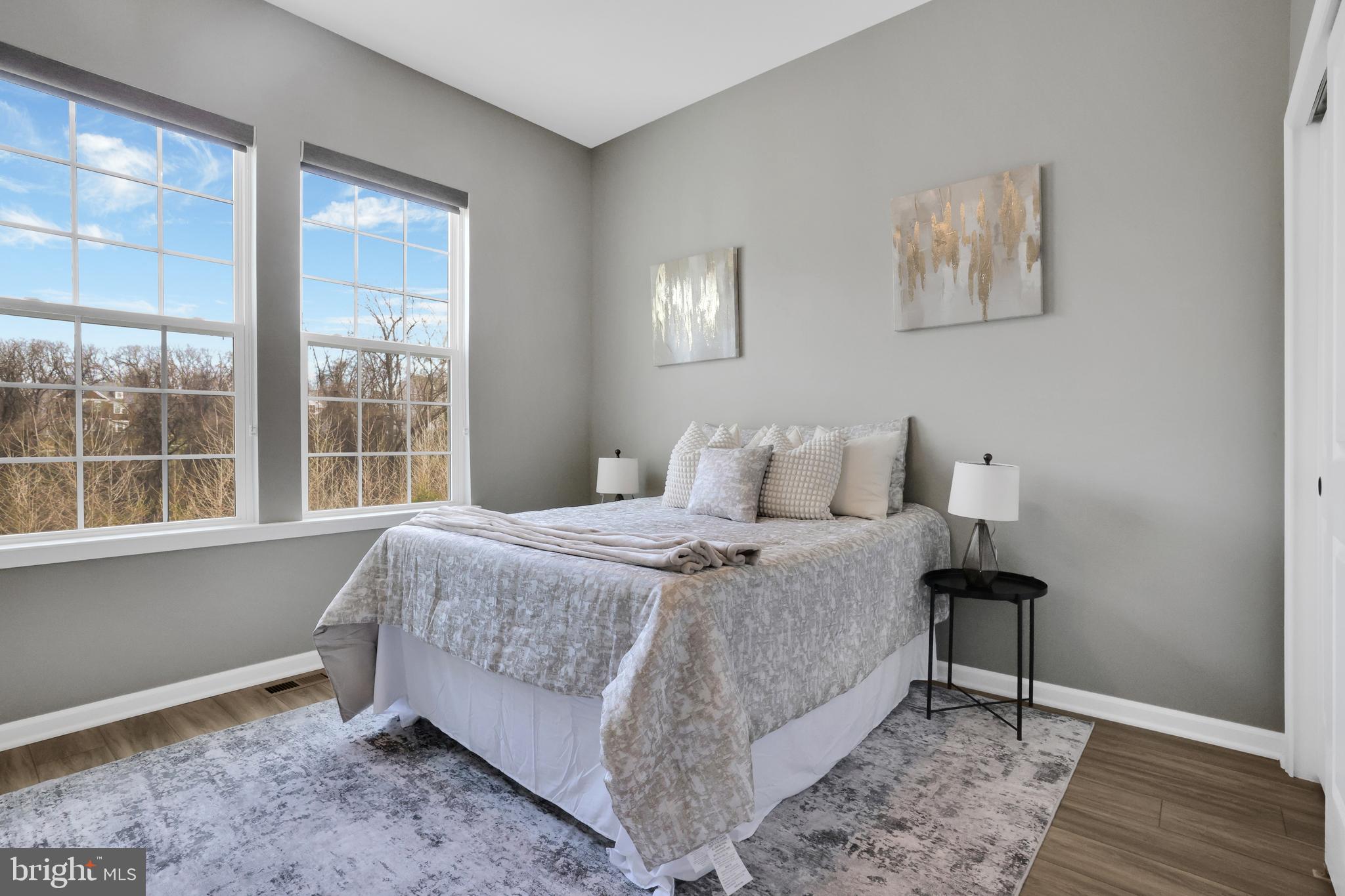 BARTONSVILLE - Residential