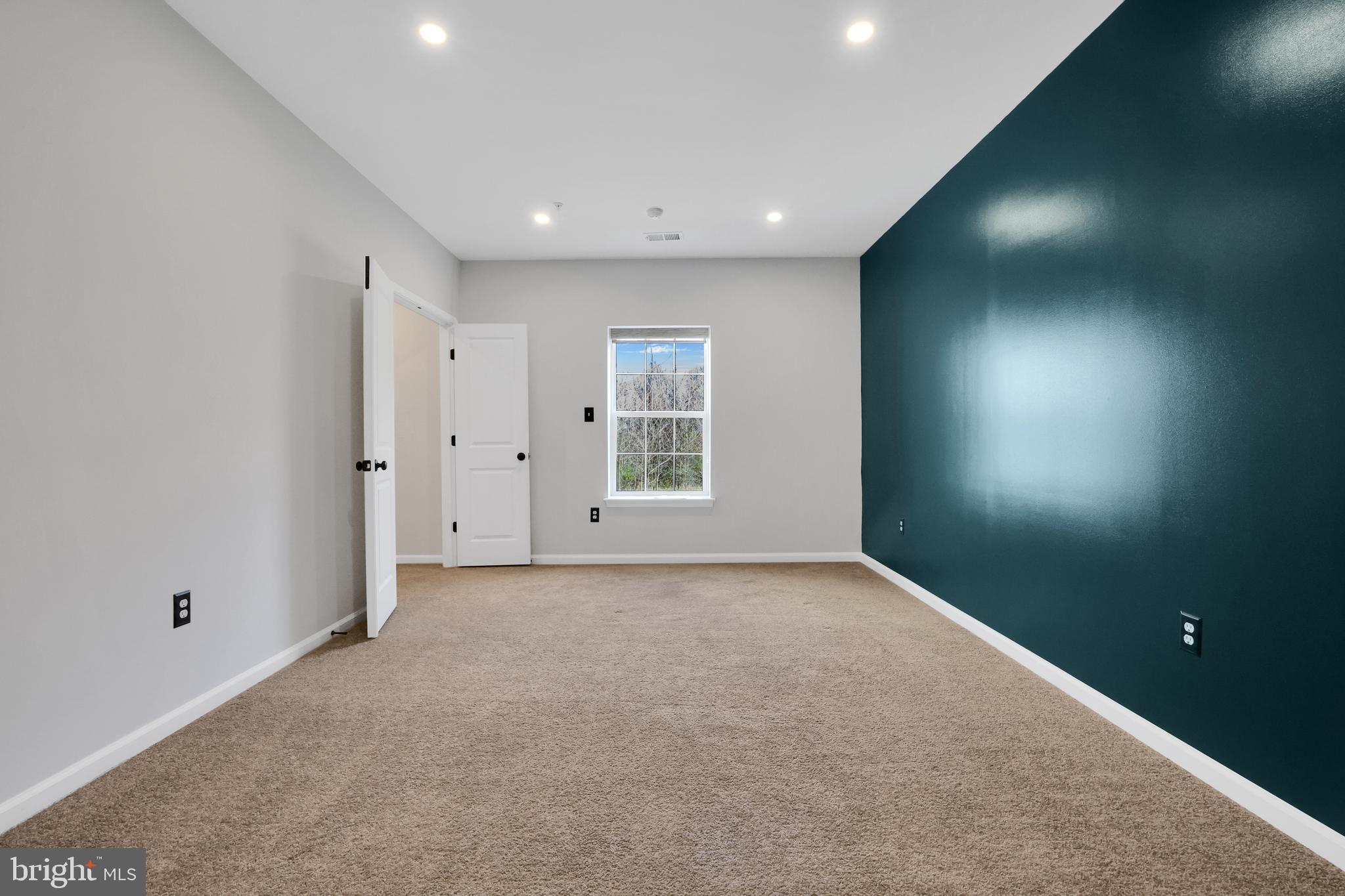 BARTONSVILLE - Residential