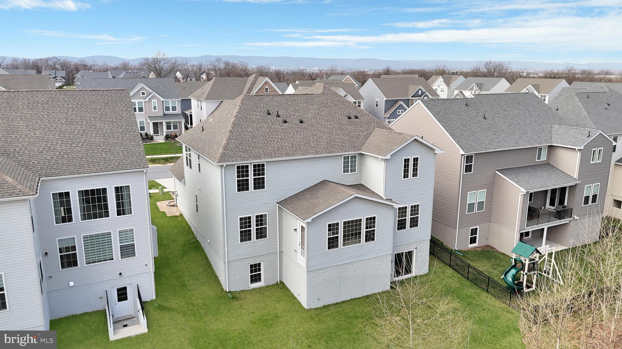 BARTONSVILLE - Residential