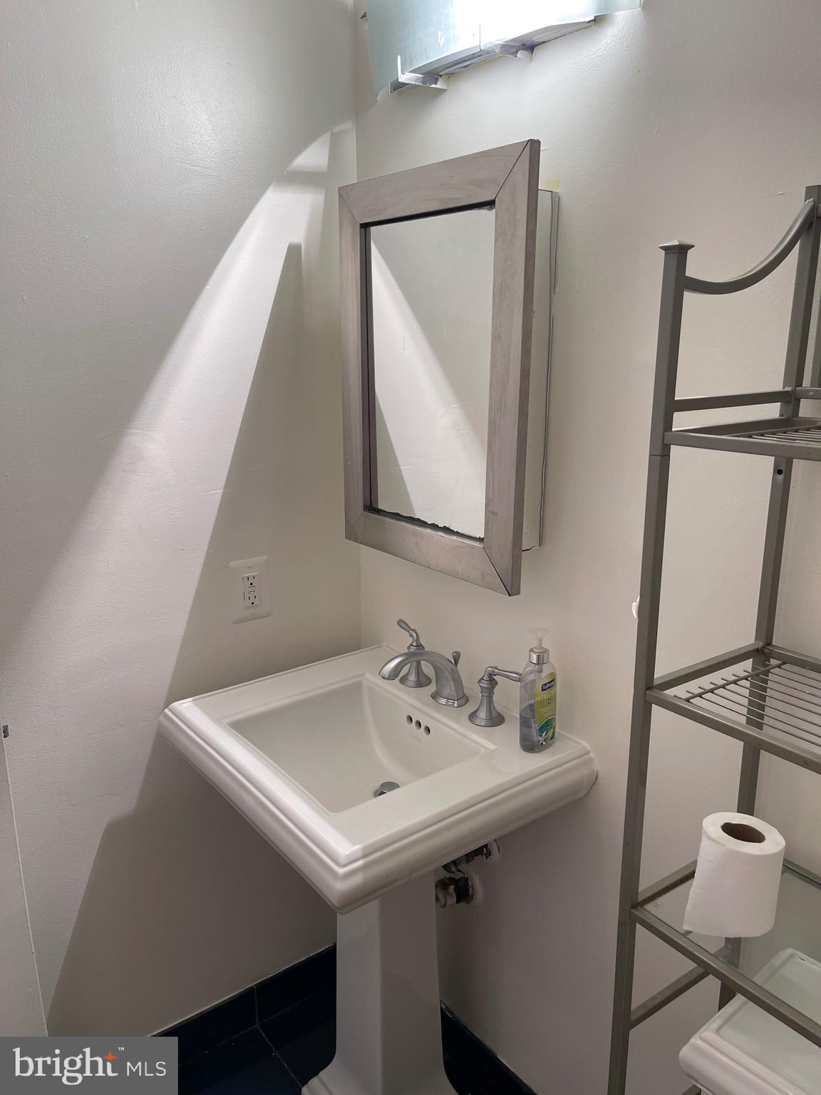 MOUNT VERNON - Residential