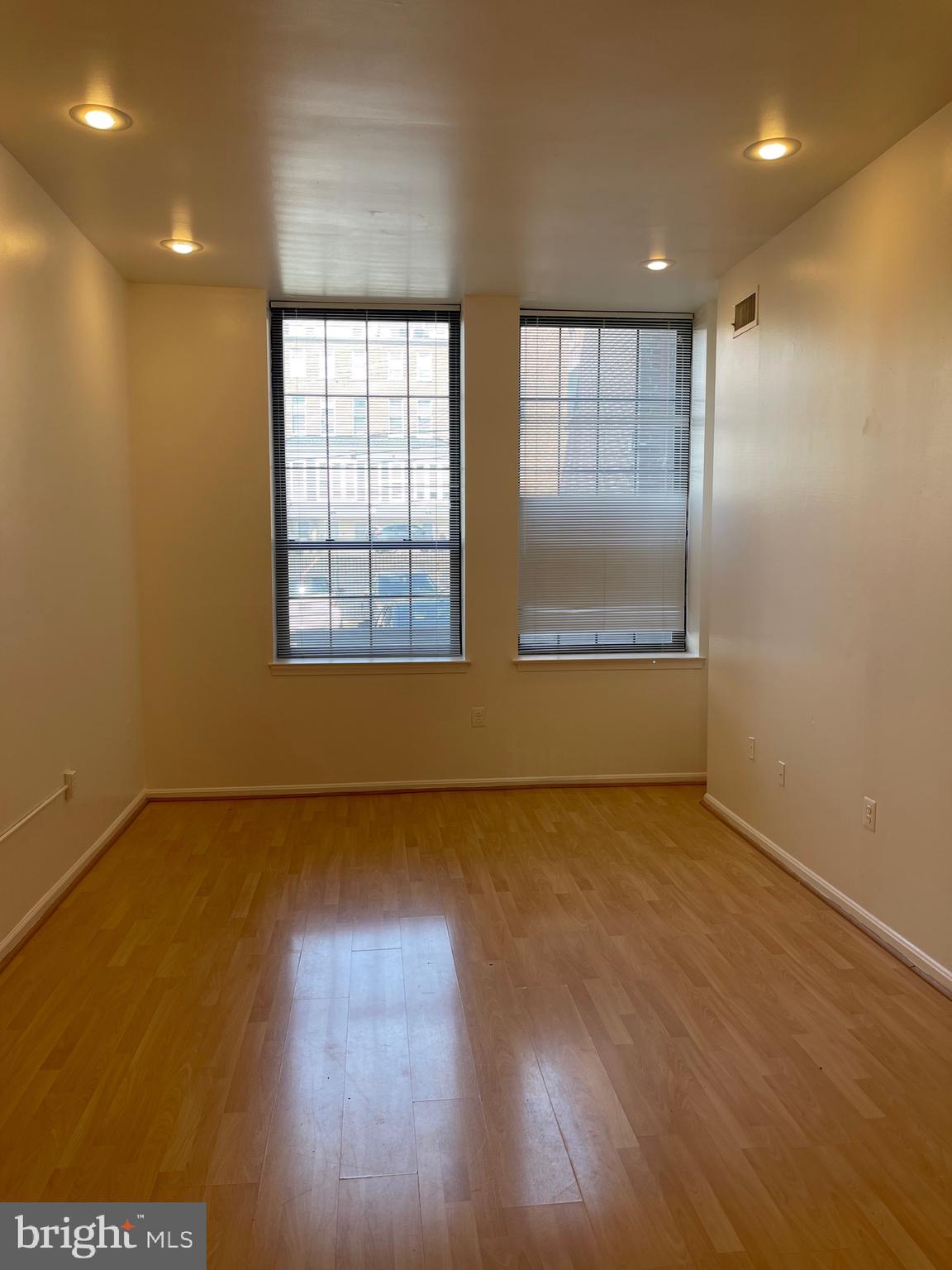 MOUNT VERNON - Residential