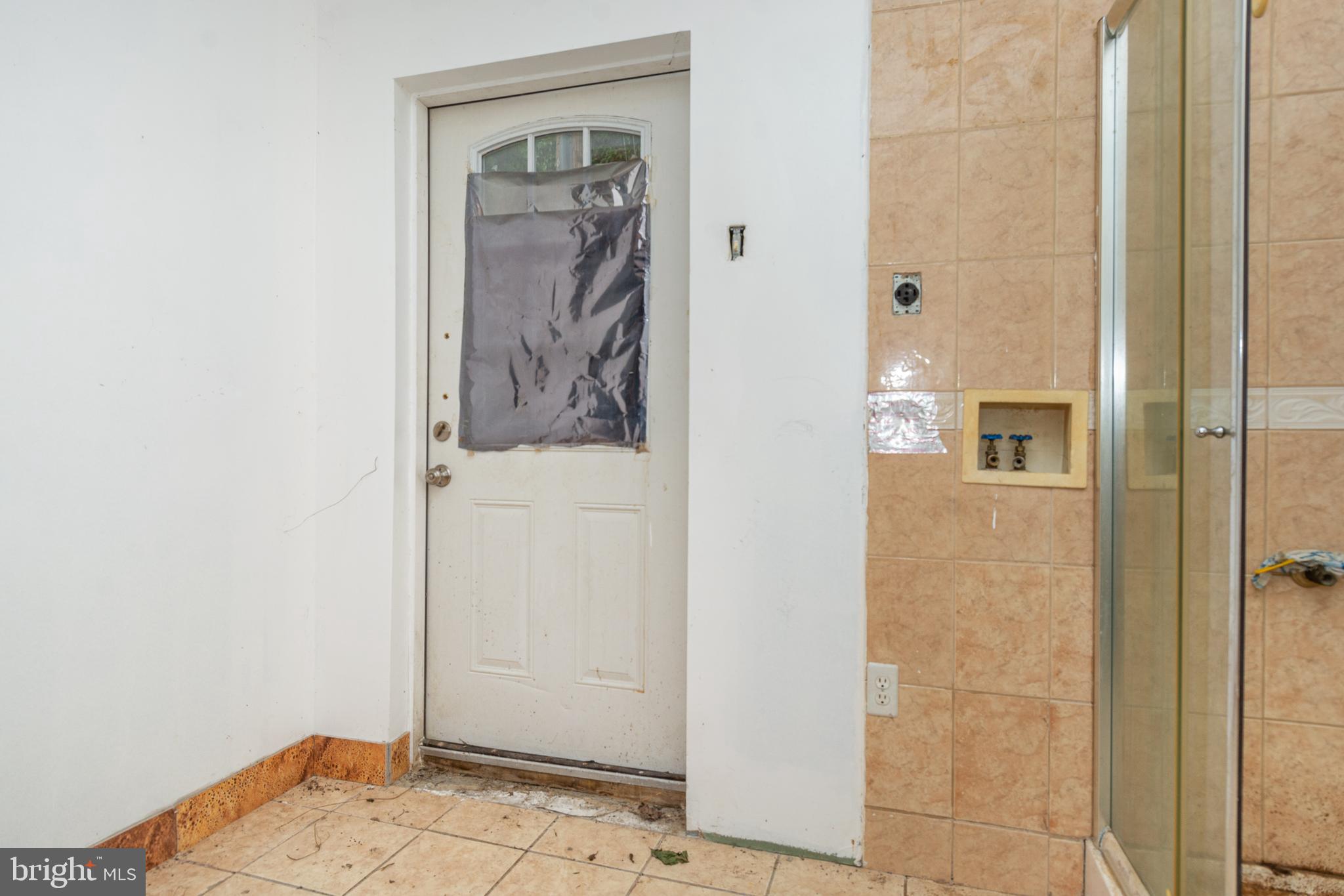 FELLS POINT HISTORIC DISTRICT - Commercial Sale