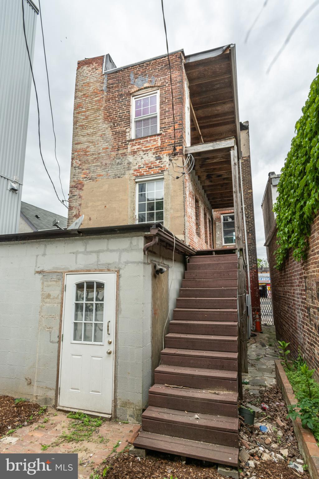 FELLS POINT HISTORIC DISTRICT - Commercial Sale